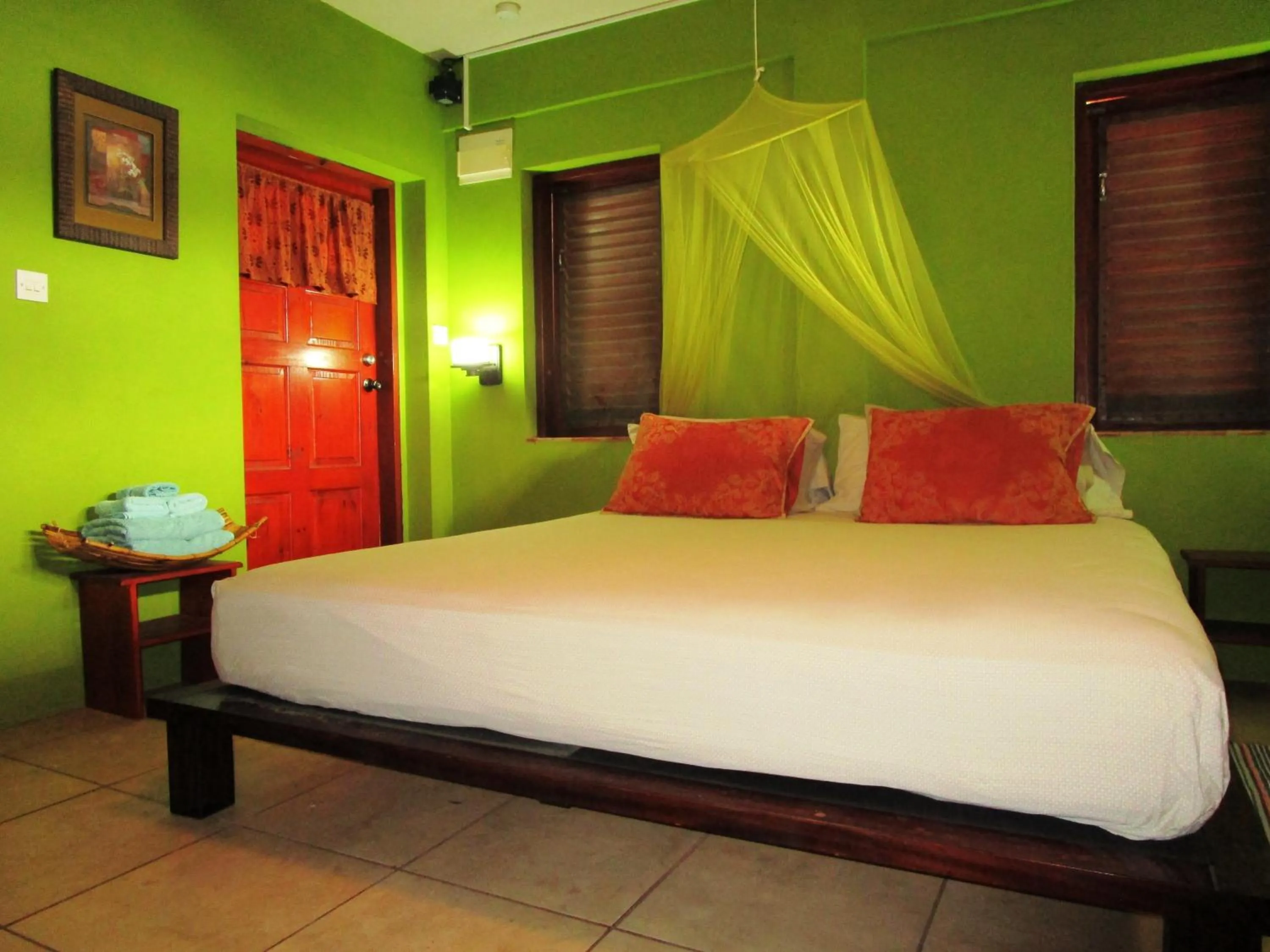 Bed in The Sweet Retreat