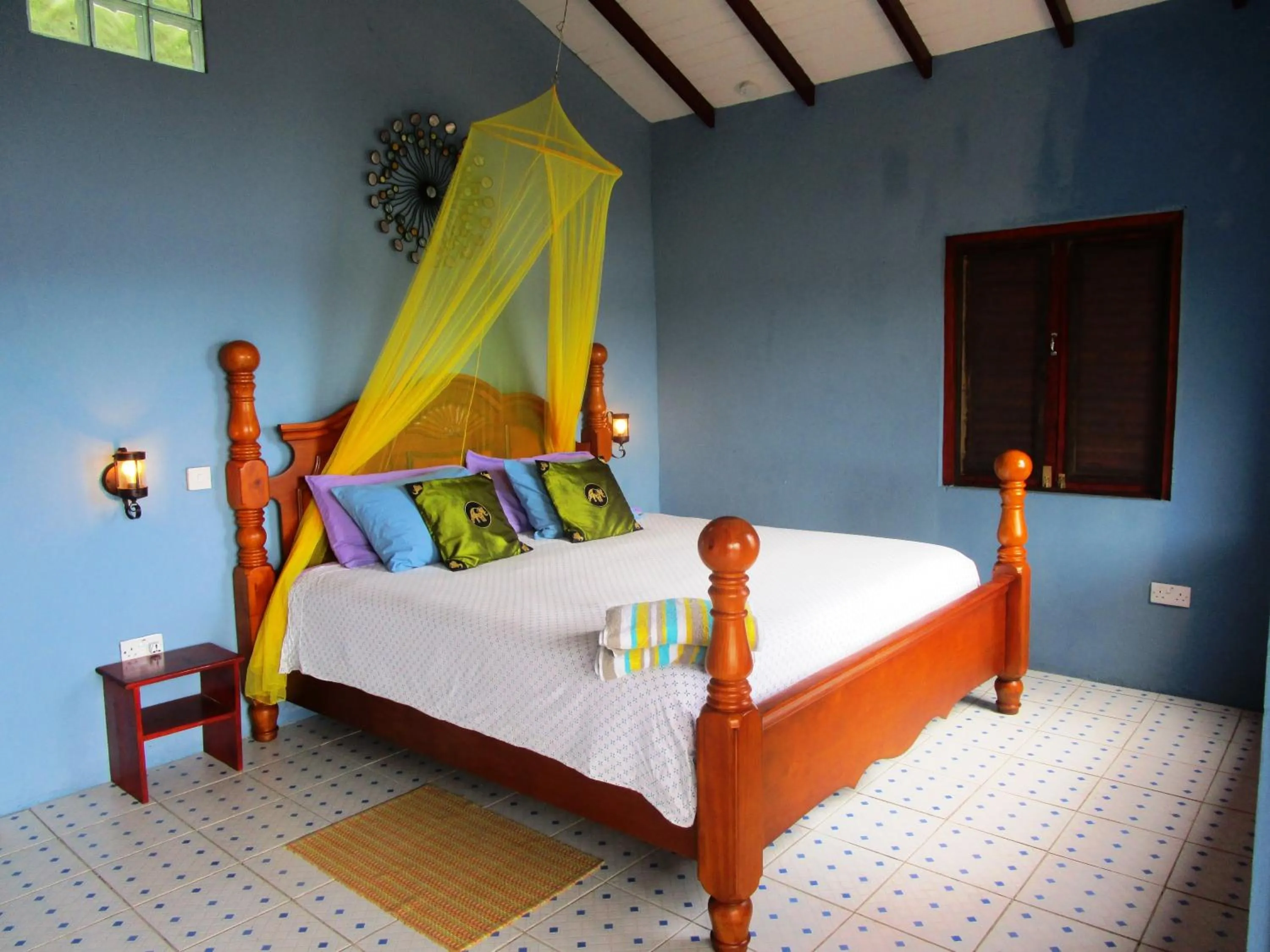 Bed in The Sweet Retreat