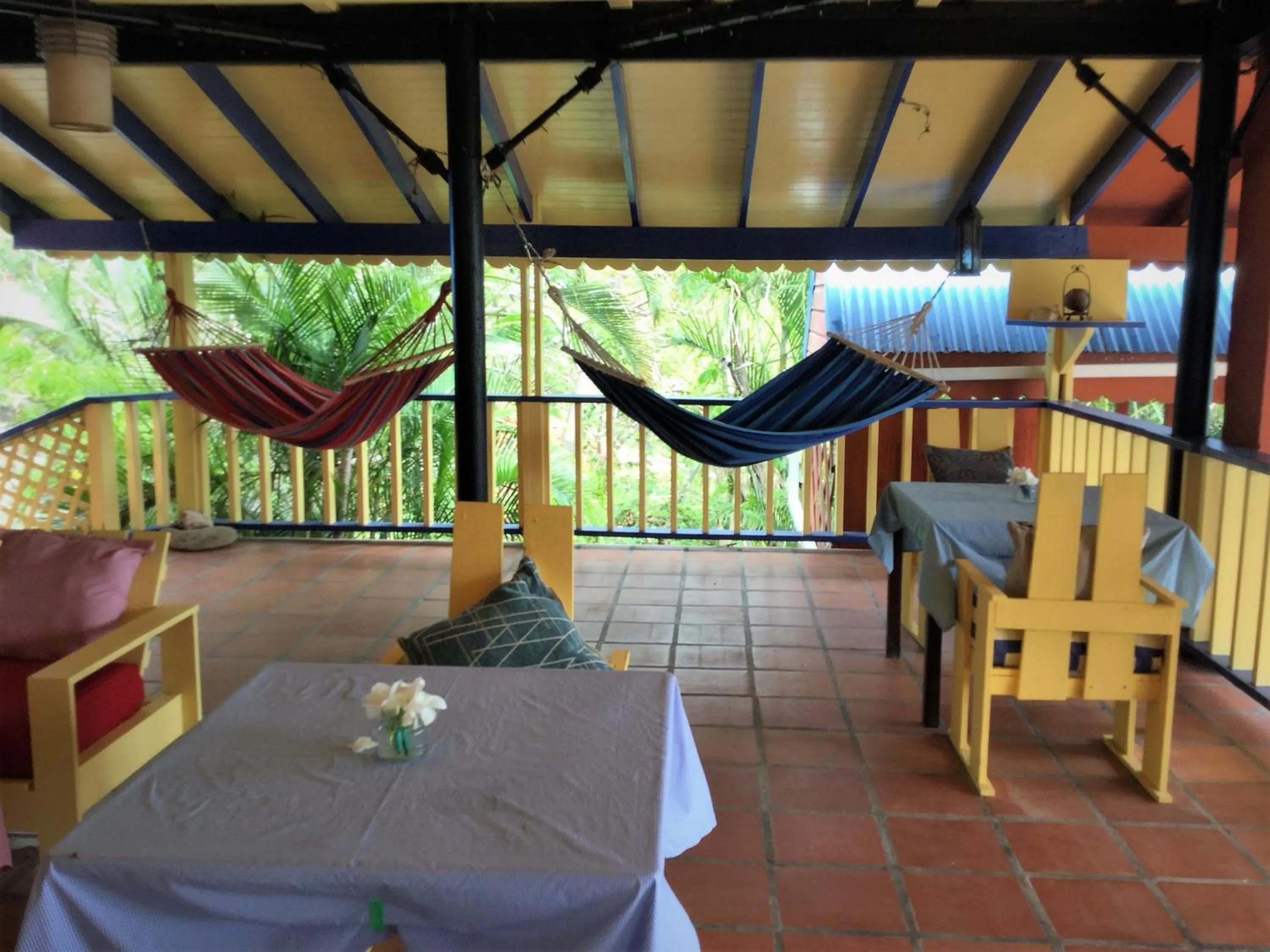 Restaurant/places to eat in The Sweet Retreat