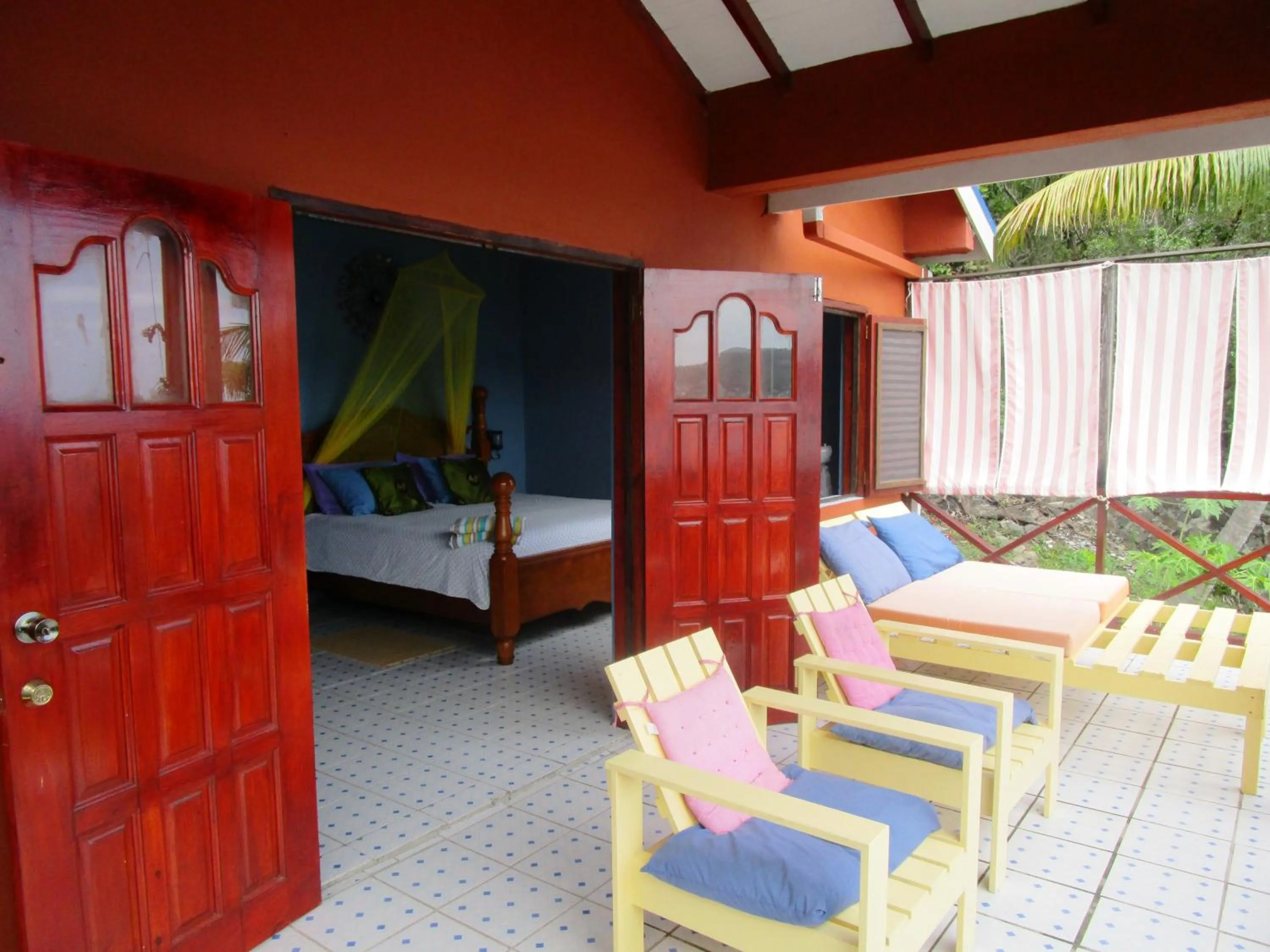 Patio, Bed in The Sweet Retreat