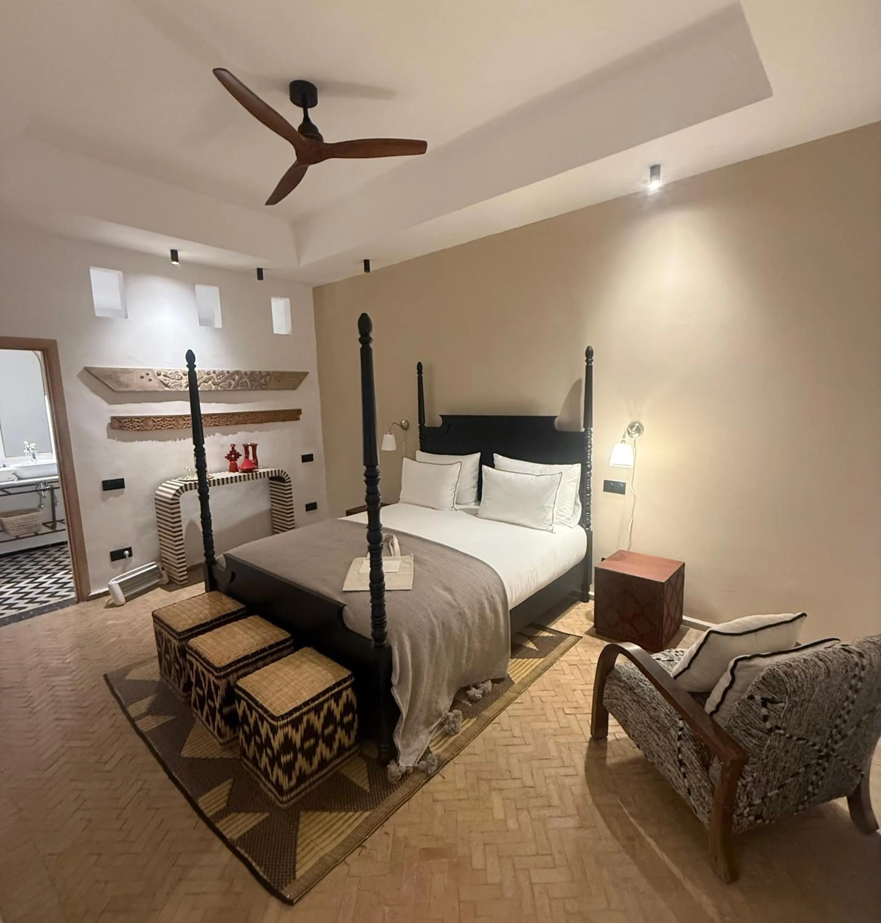 Property building, Bed in Riad RK Suites & Spa