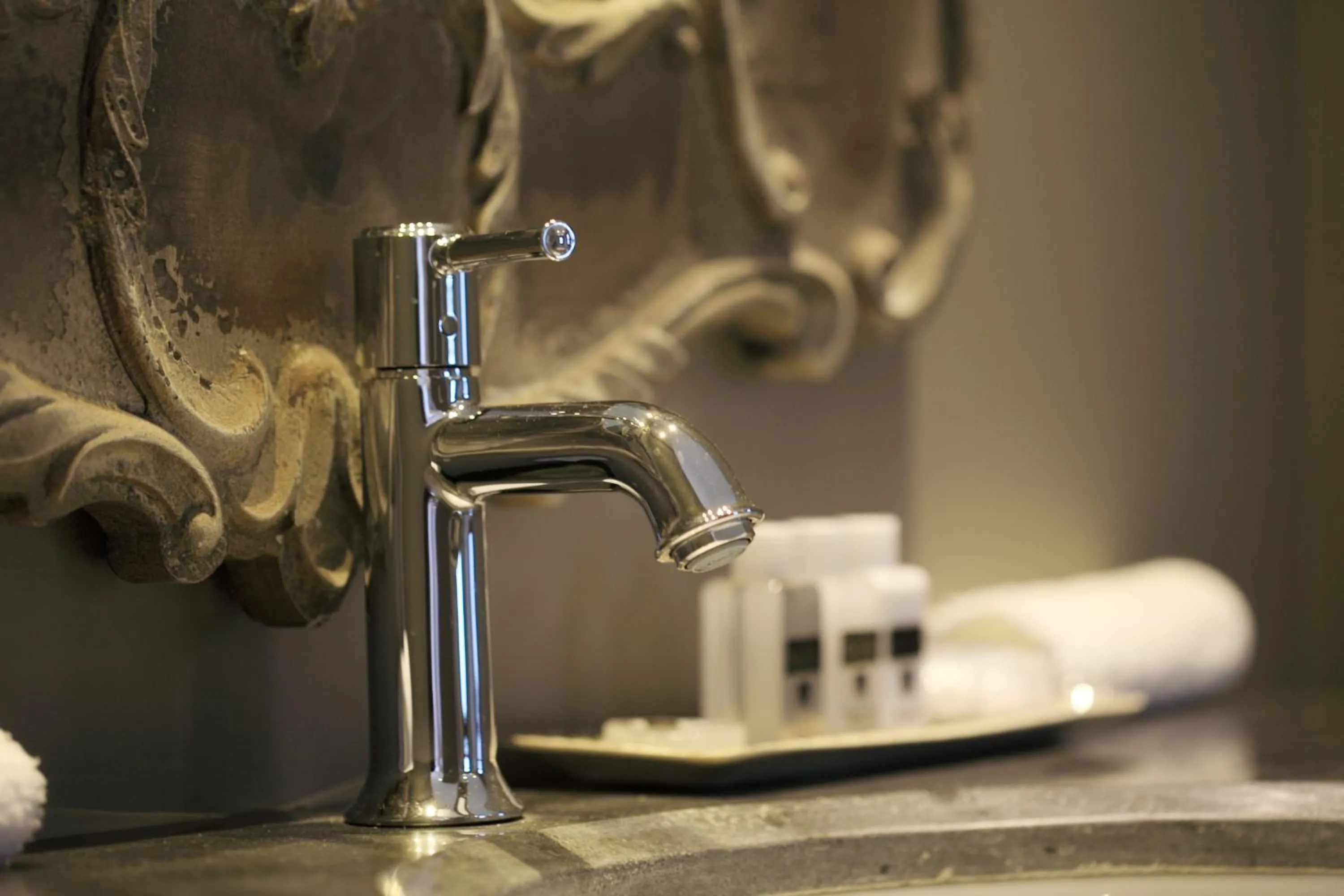 Decorative detail in Botlierskop Bush Villas