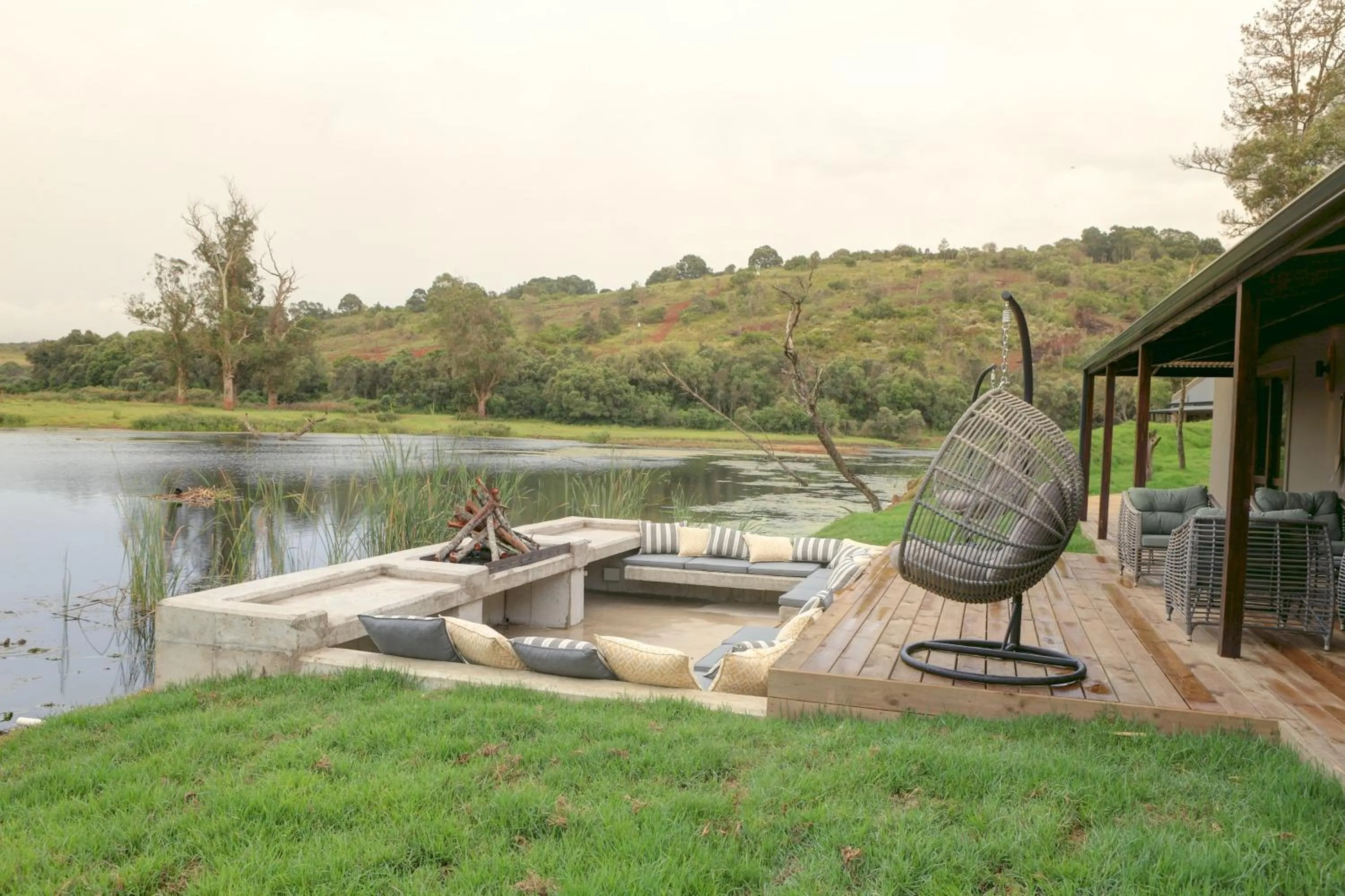 Lake view in Botlierskop Bush Villas
