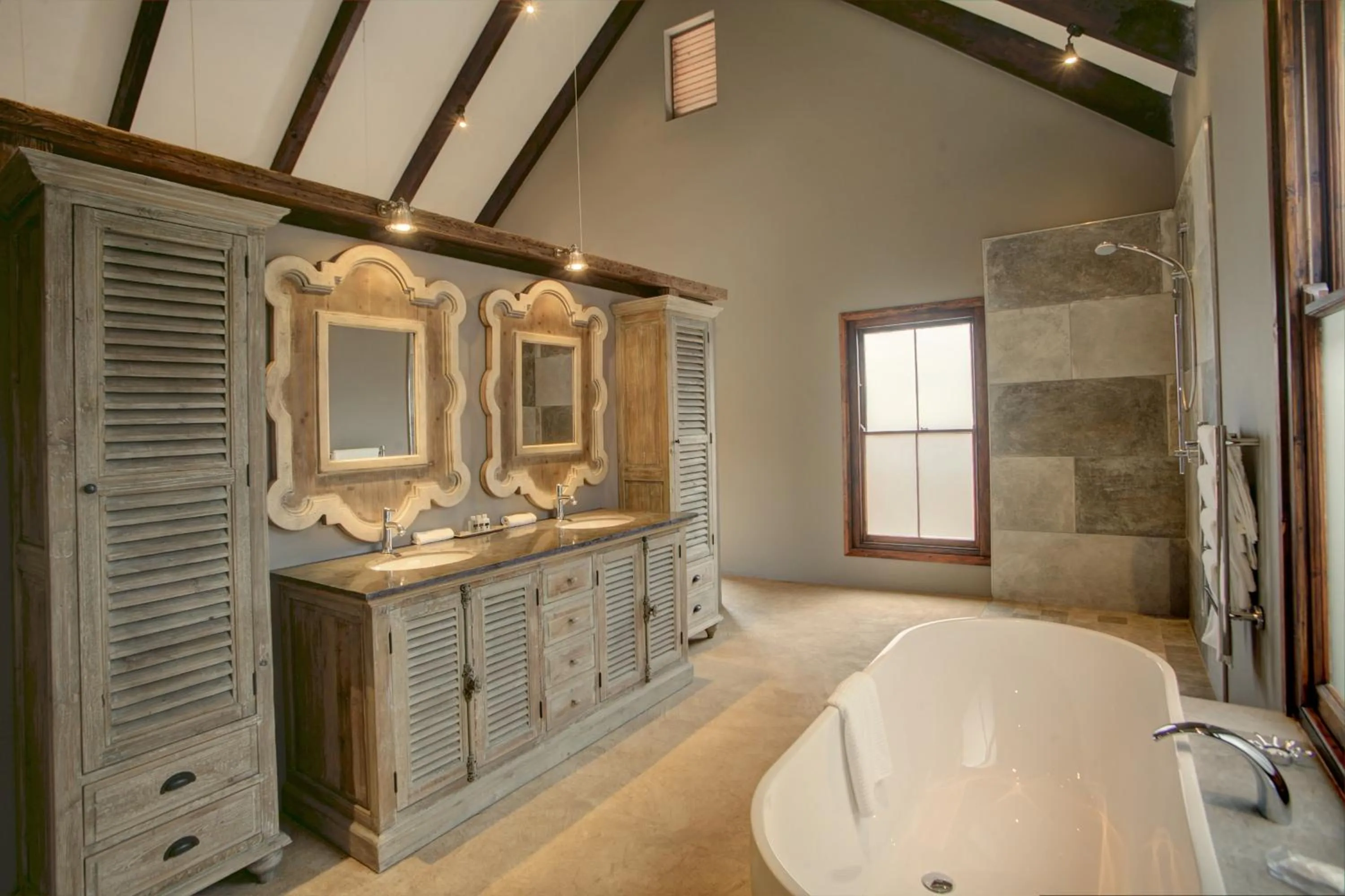 Shower in Botlierskop Bush Villas