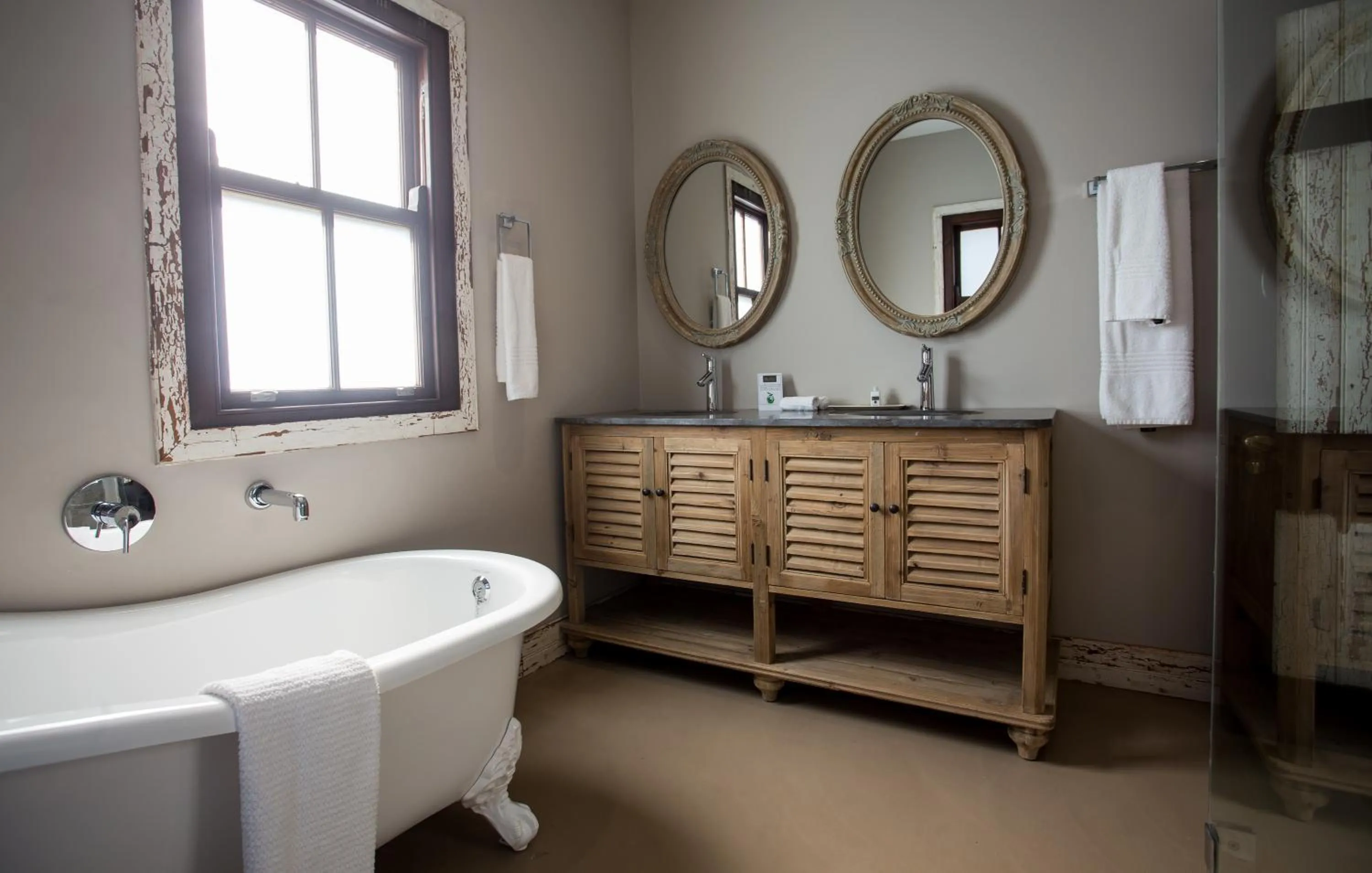 Shower in Botlierskop Bush Villas