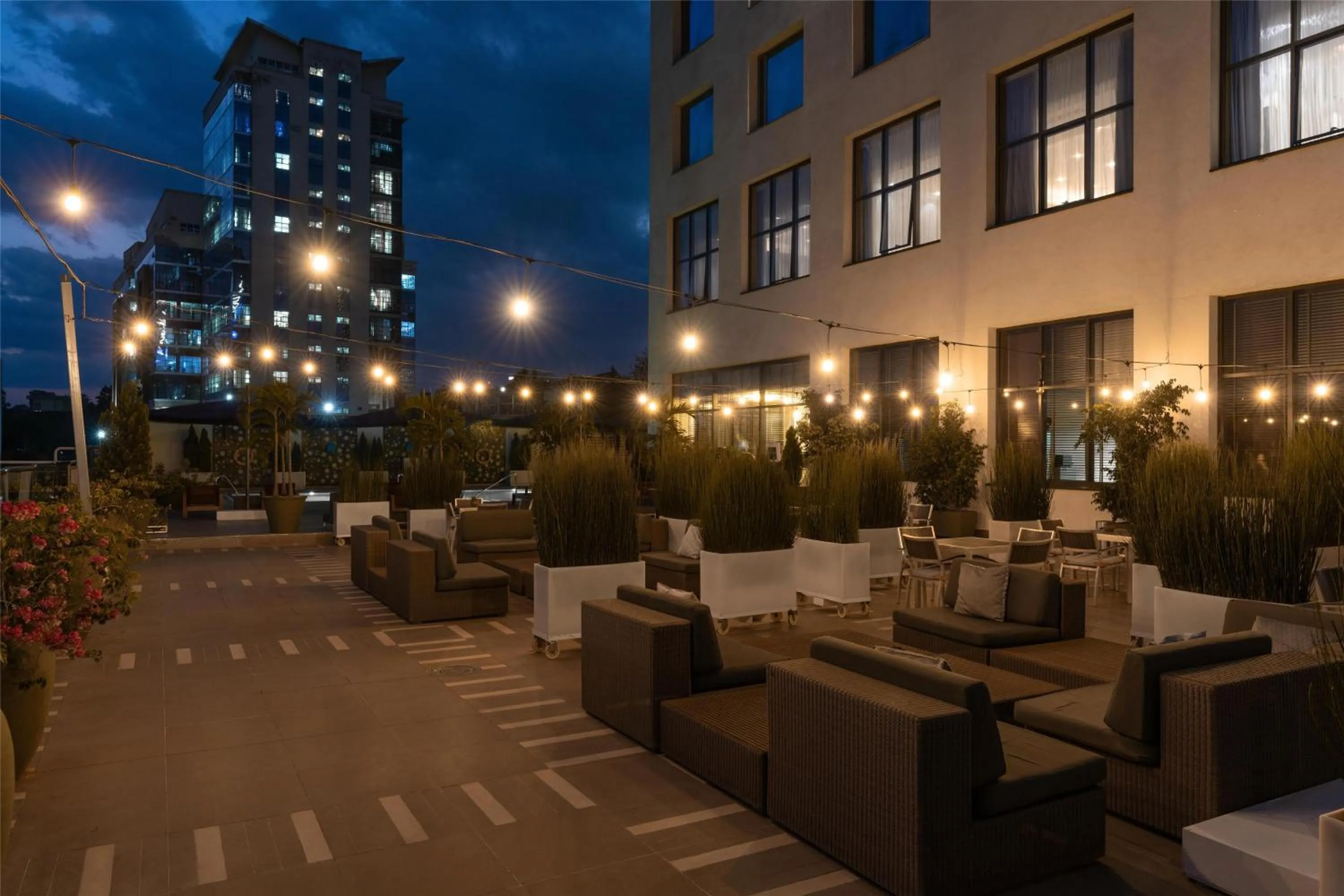 Restaurant/places to eat in Radisson Blu Hotel, Nairobi Upper Hill