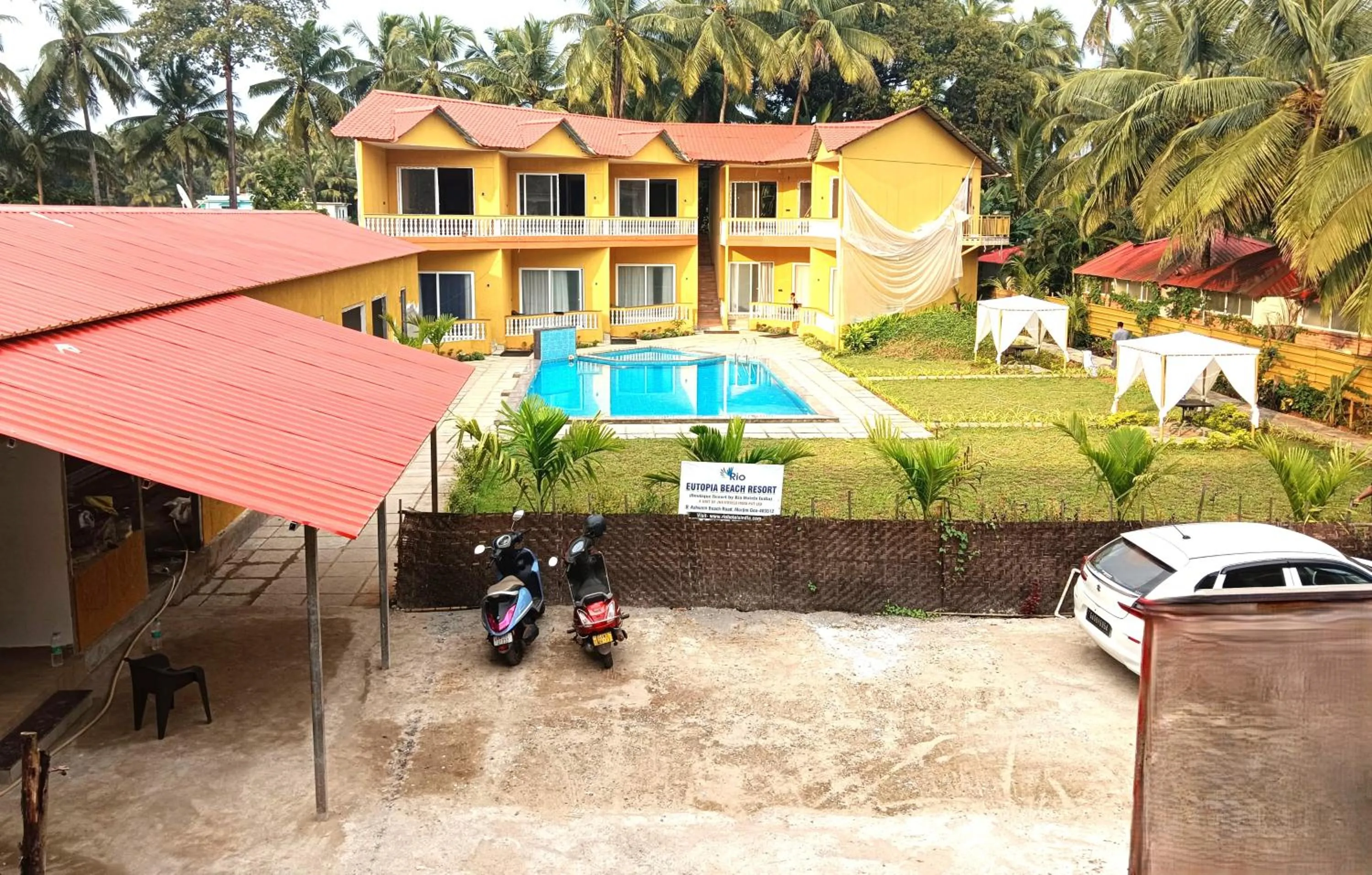 Property building in Eutopia Beach Resort