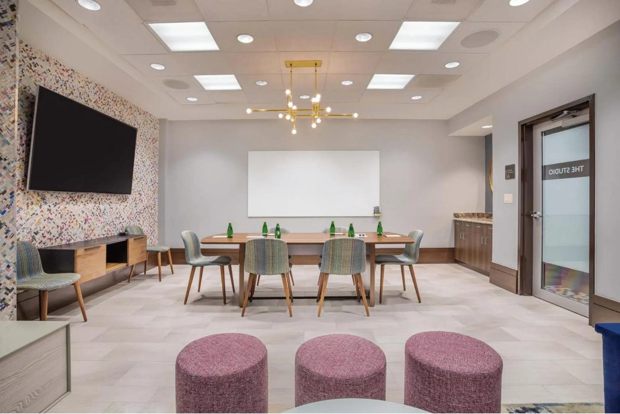 Meeting/conference room in Crowne Plaza SHENANDOAH - WOODLANDS AREA by IHG