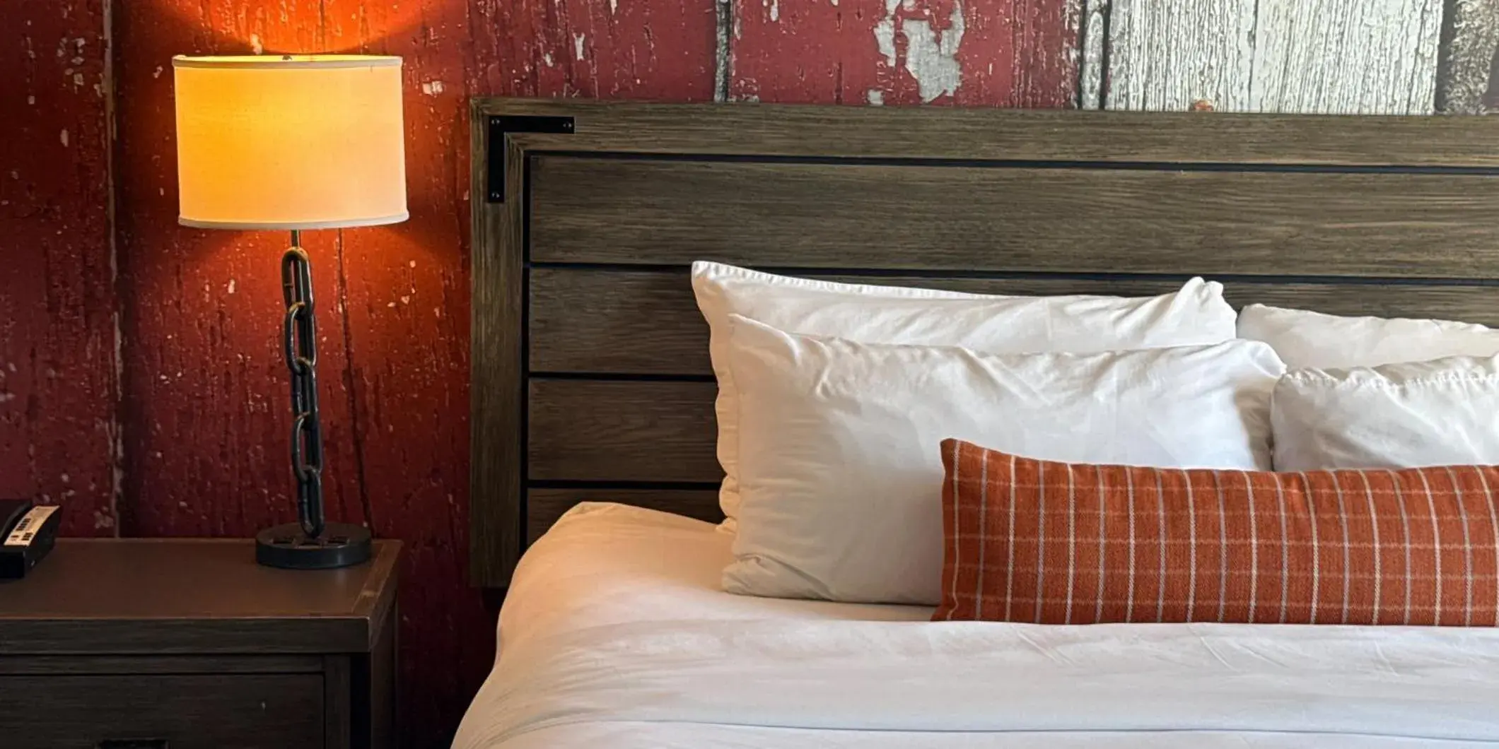 Twin Room - Non-Smoking in Hotel Indigo Traverse City by IHG Twin Room - Non-Smoking in Hotel Indigo Traverse City by IHG