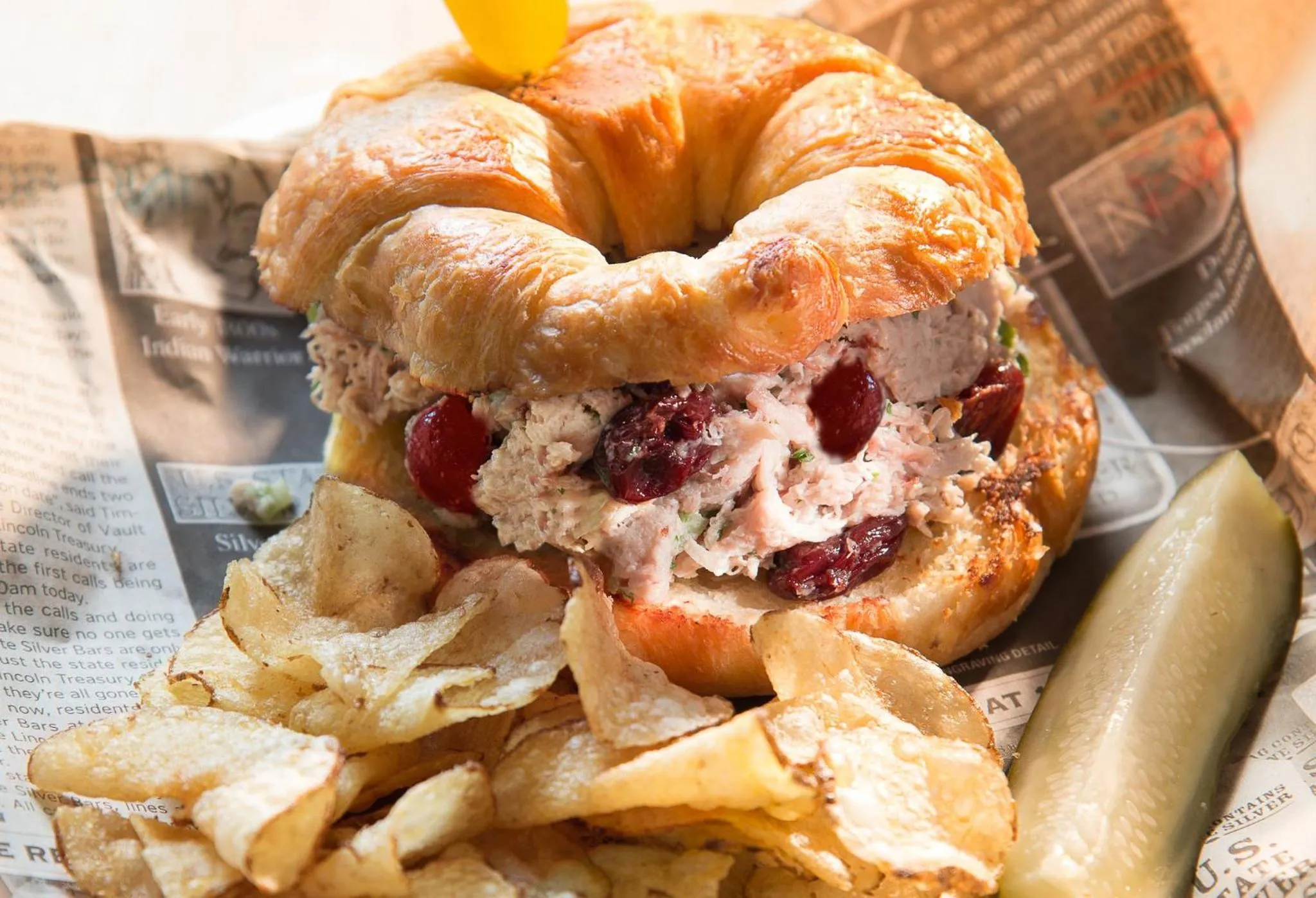 Restaurant/places to eat in Hotel Indigo Traverse City by IHG