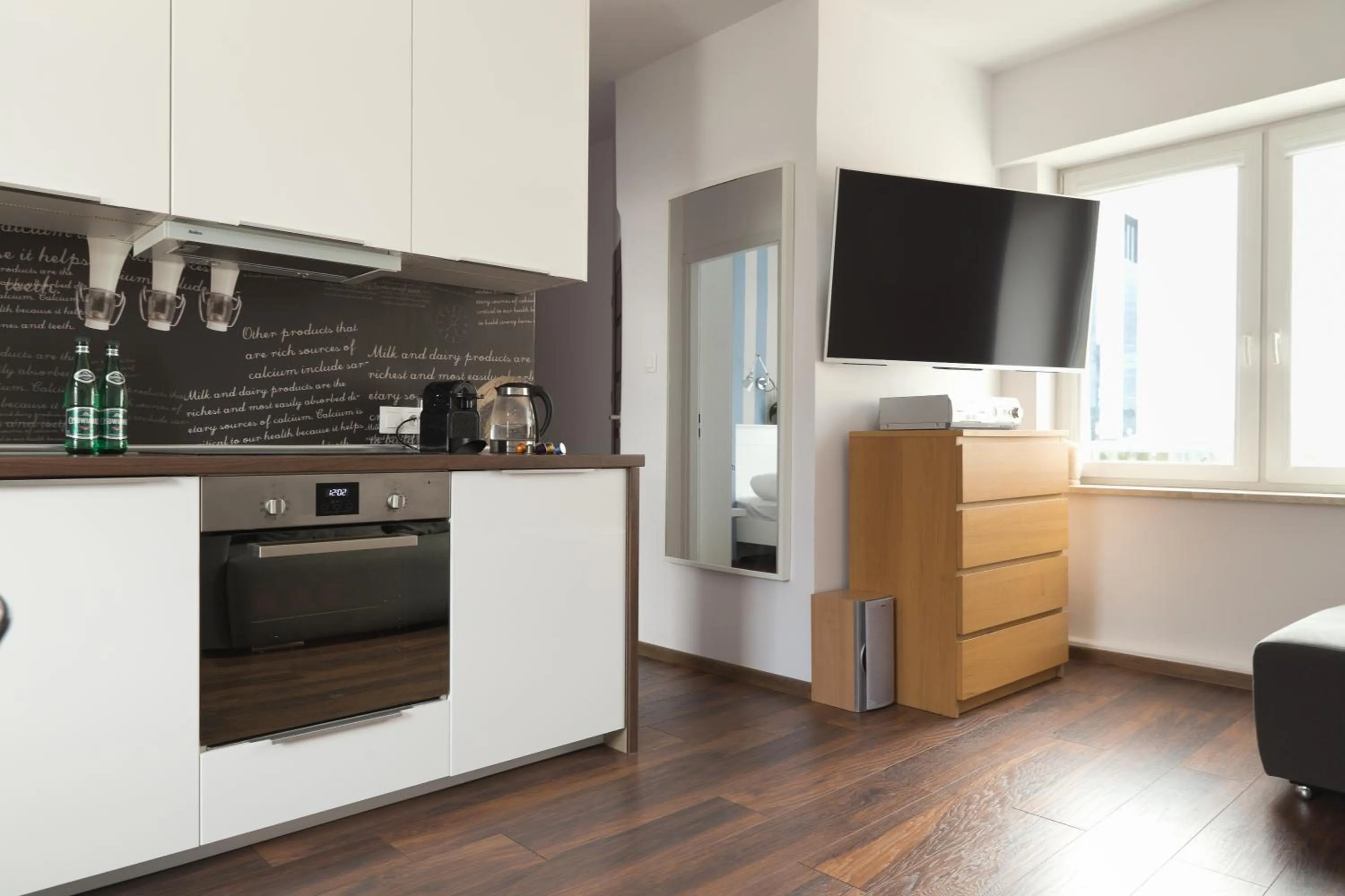 TV and multimedia in Apartament Chmielna by Your Freedom