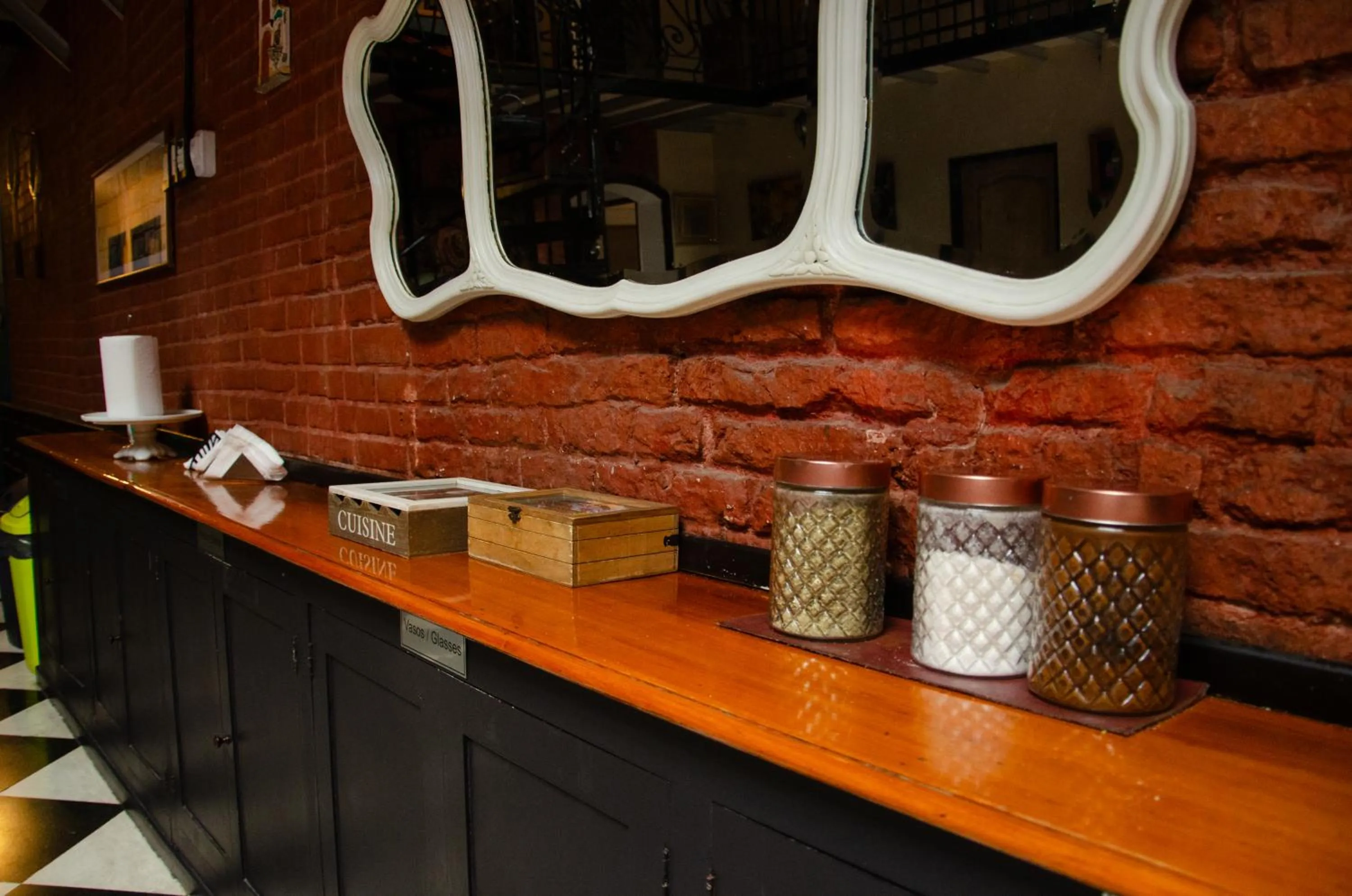 Coffee/tea facilities in DEL900 Hotel Boutique