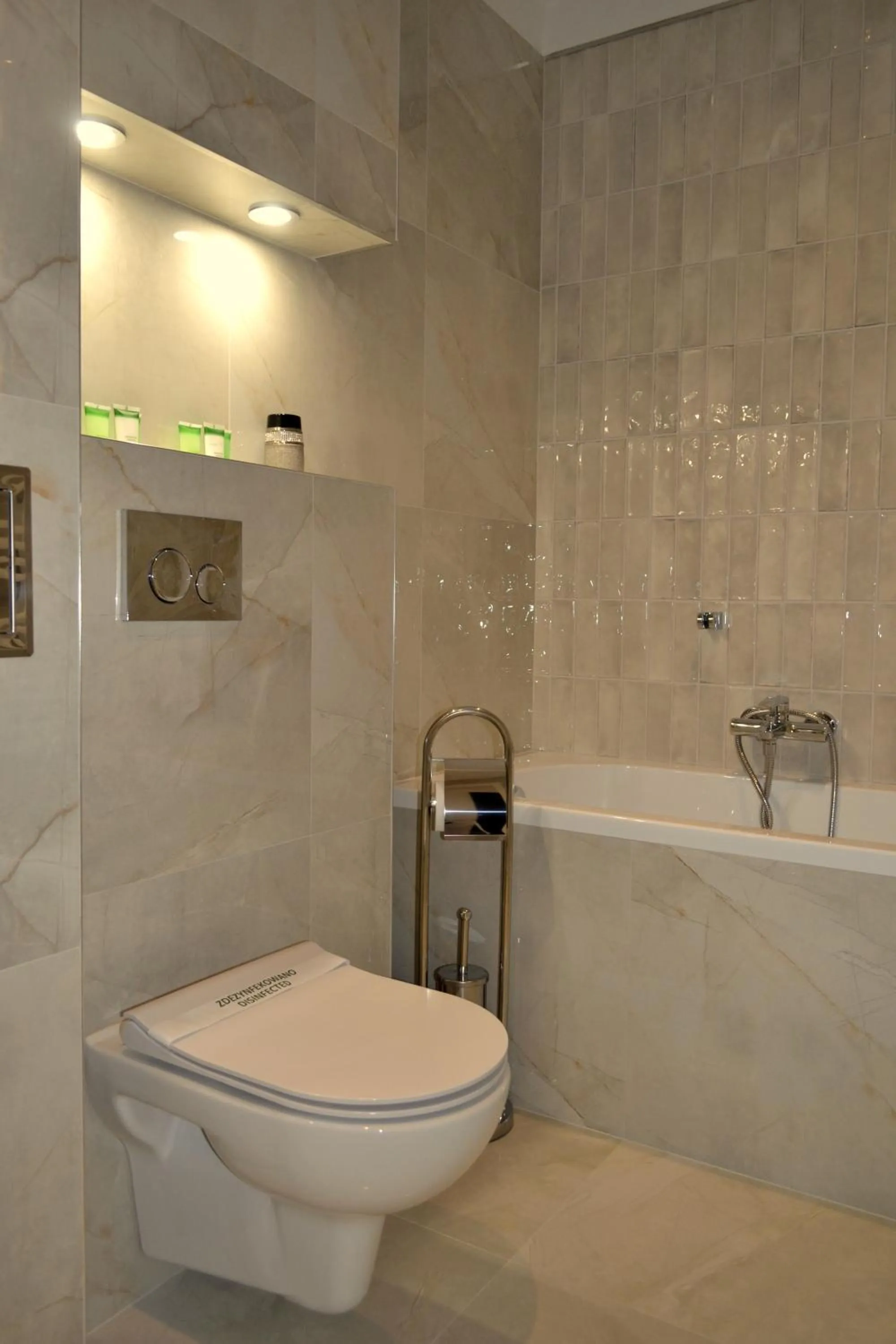 Toilet in Hotel Piast