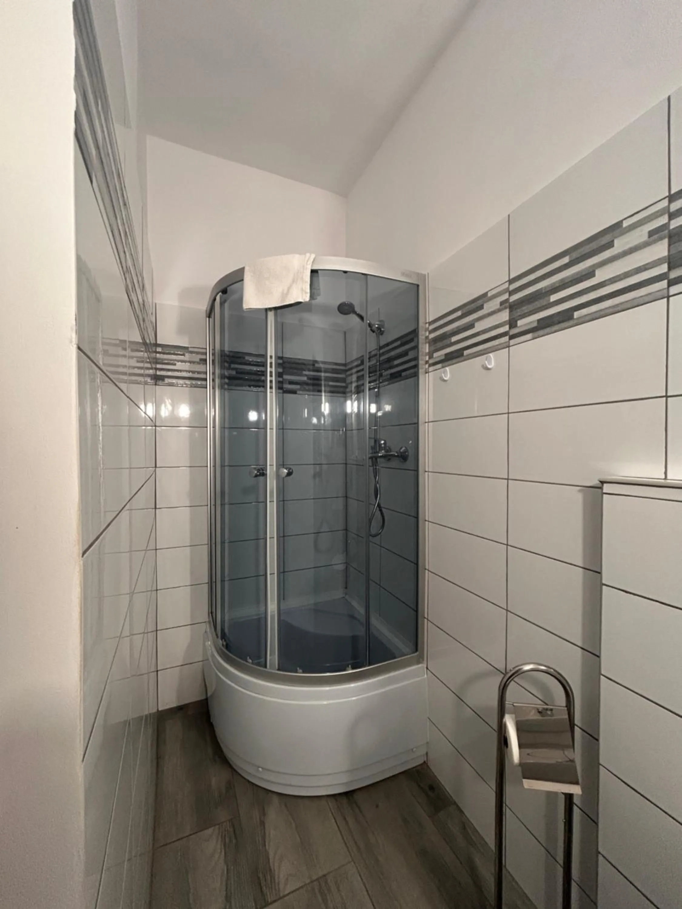 Shower in Hotel Piast