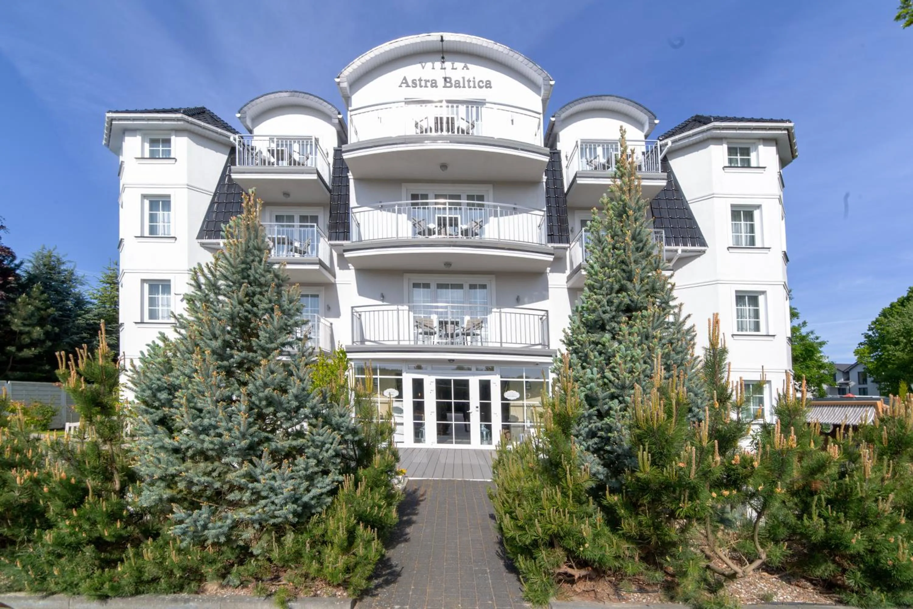 Property building in Villa Astra Baltica