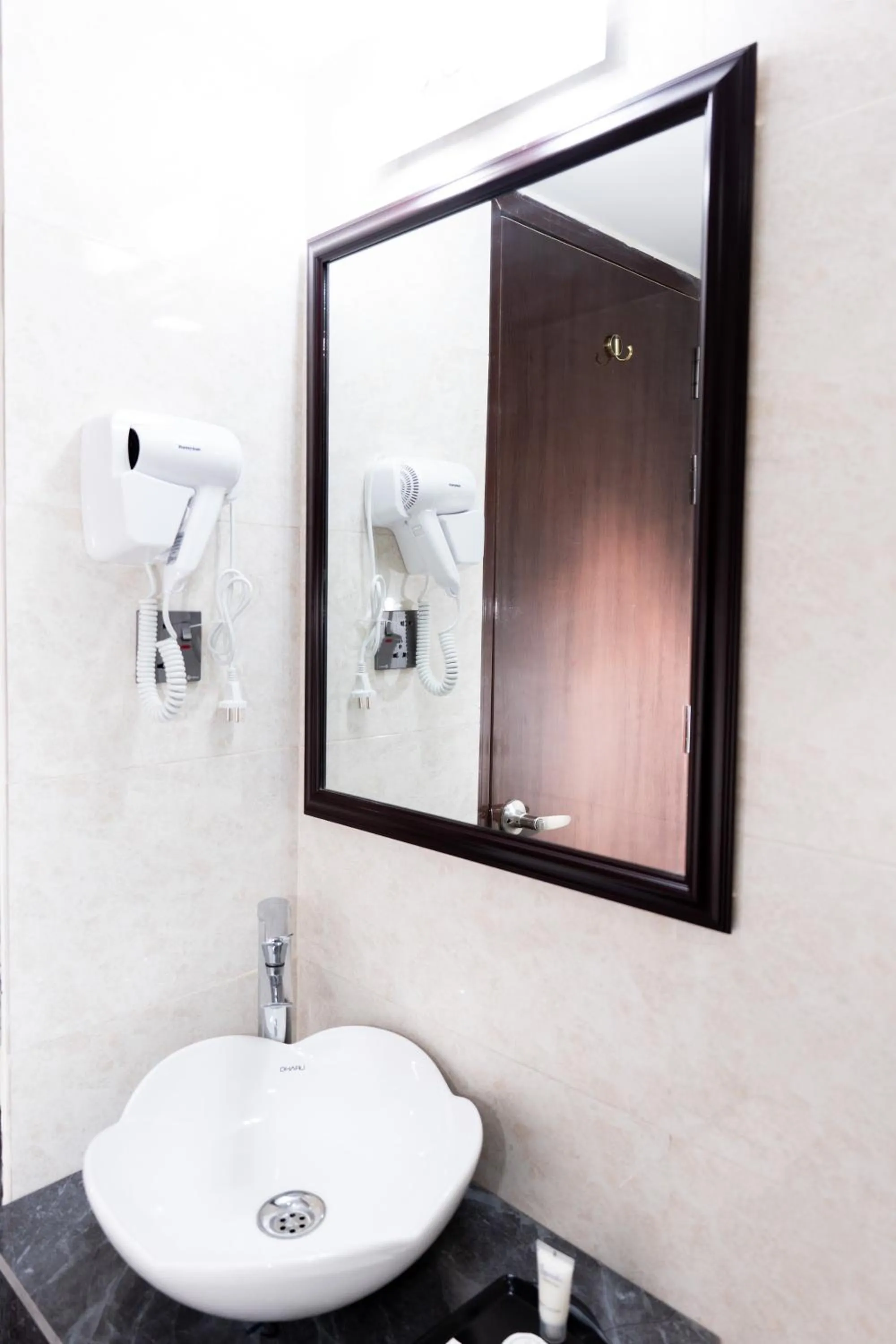 Bathroom in Marco Polo Dhaka