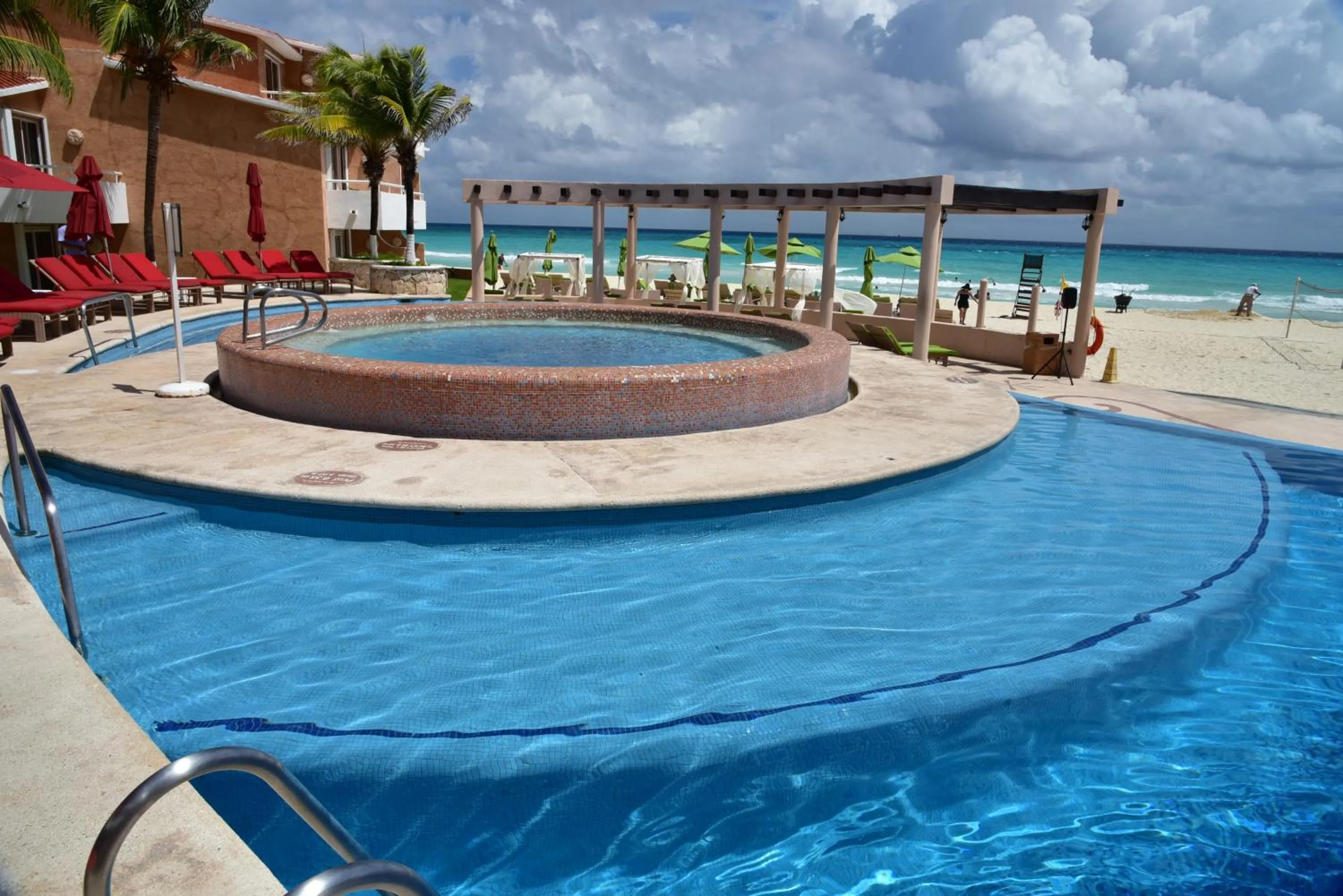 Swimming Pool in Sunset Fishermen Beach Resort - All Inclusive