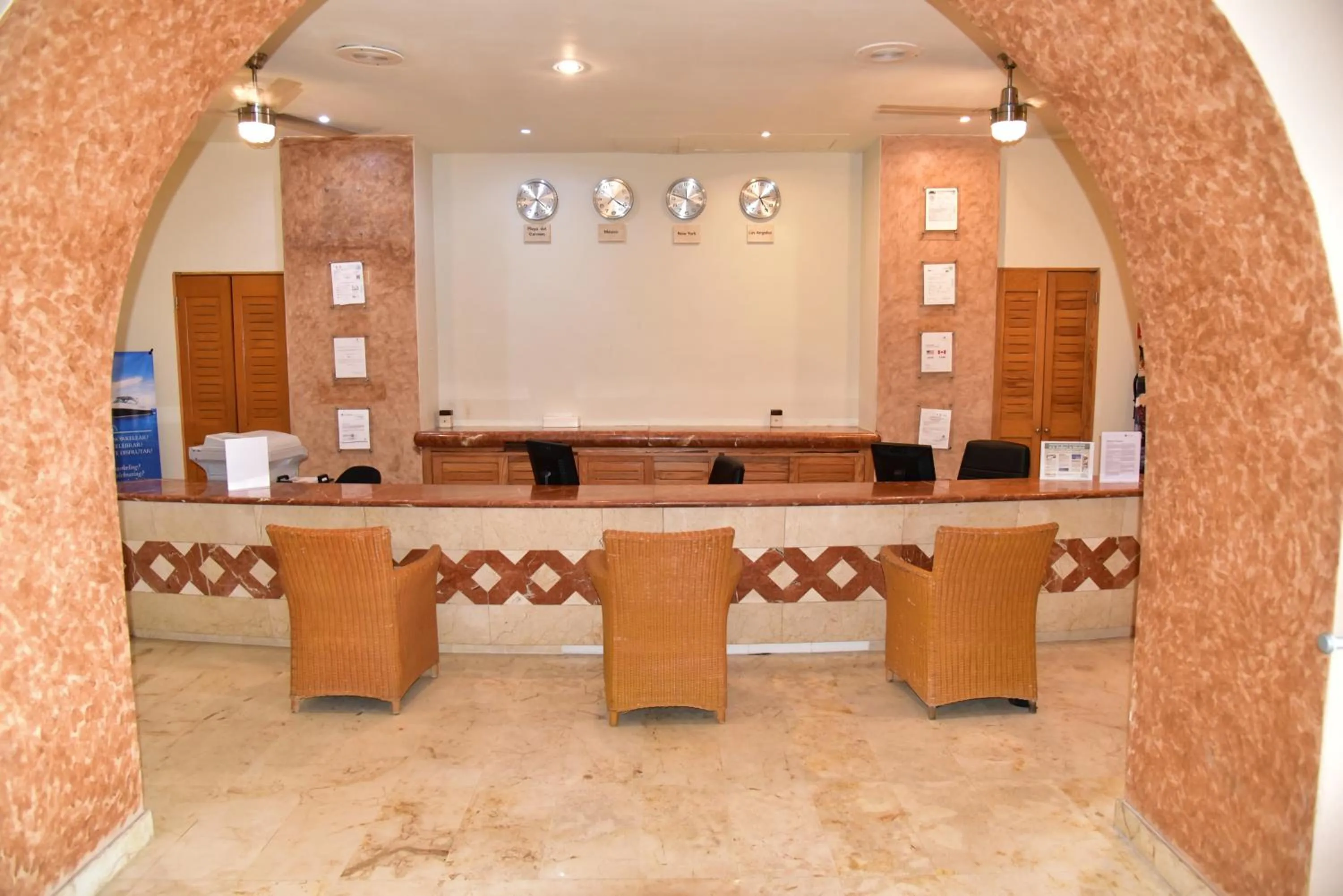 Lobby/Reception in Sunset Fishermen Beach Resort - All Inclusive