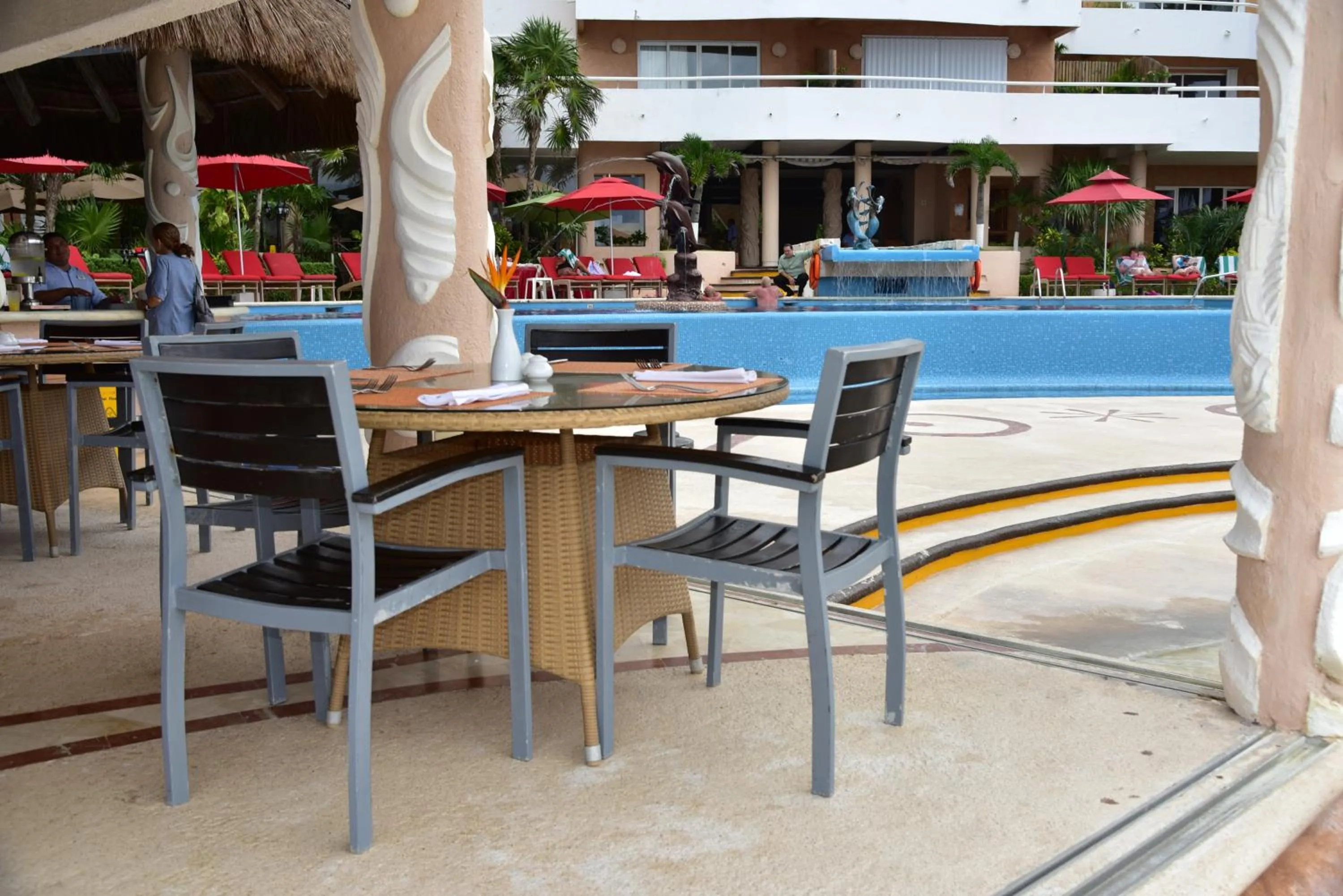 Swimming Pool in Sunset Fishermen Beach Resort - All Inclusive