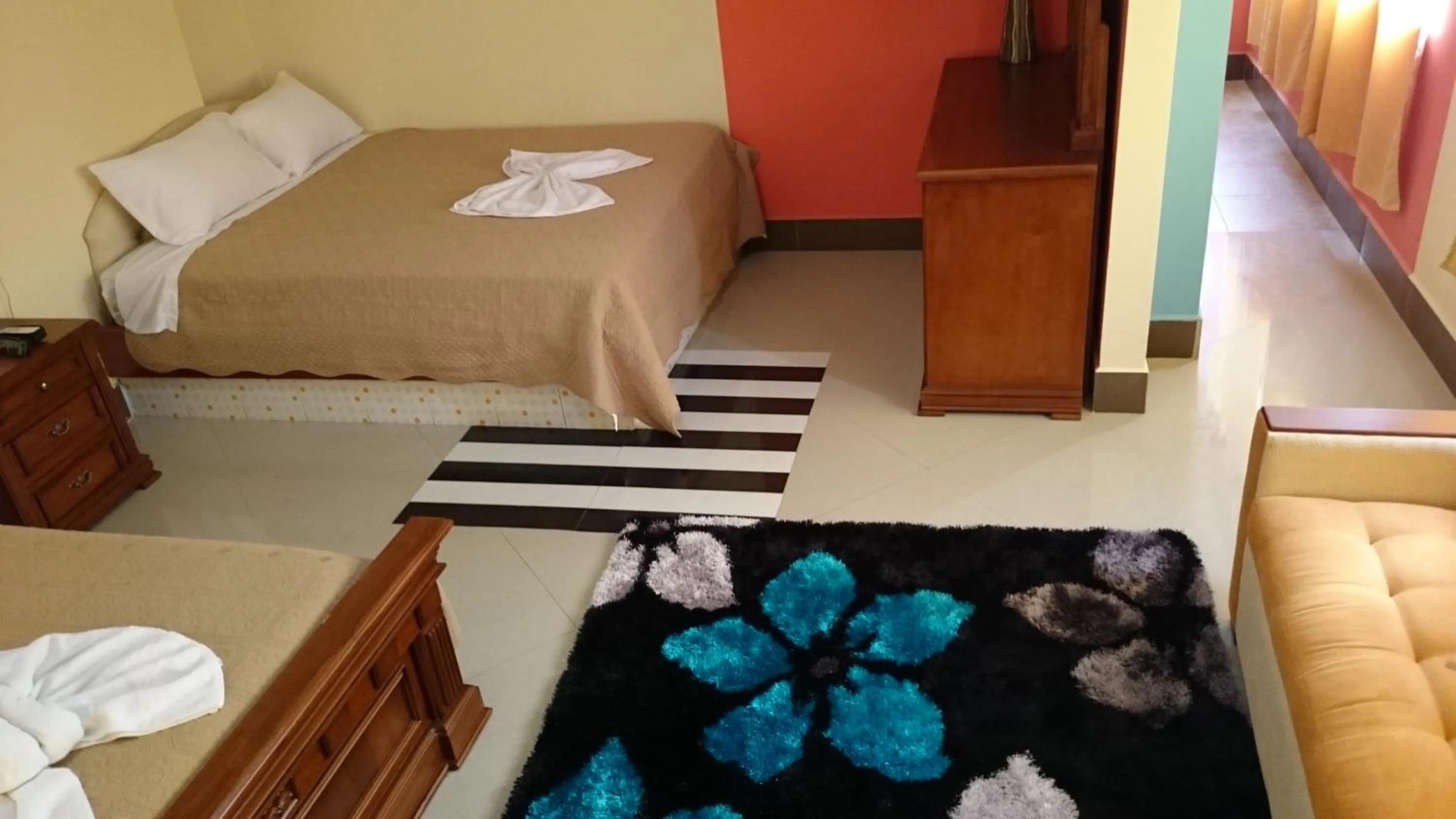 Photo of the whole room, Bed in Hotel Platinum Class