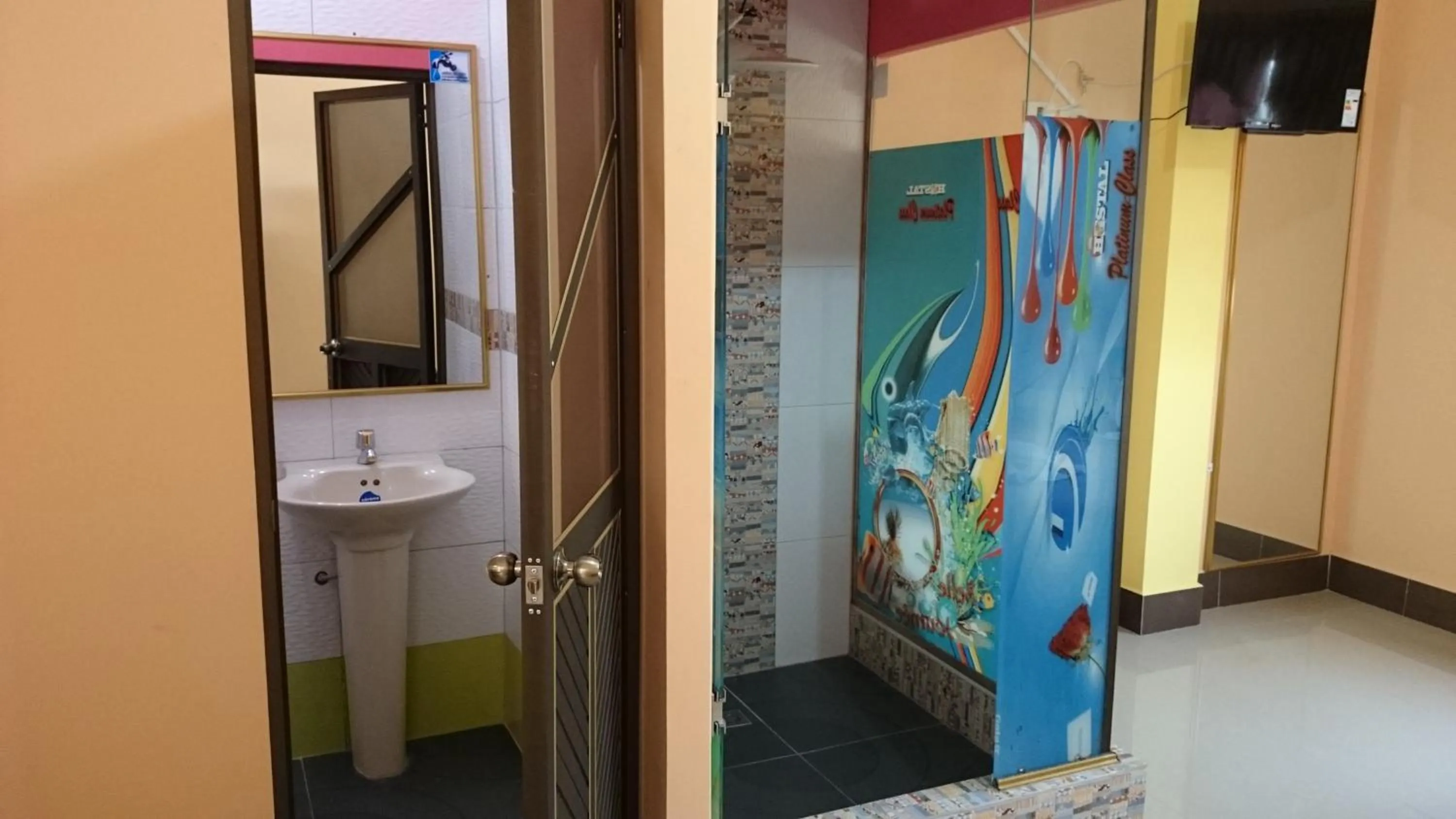 Bathroom in Hotel Platinum Class