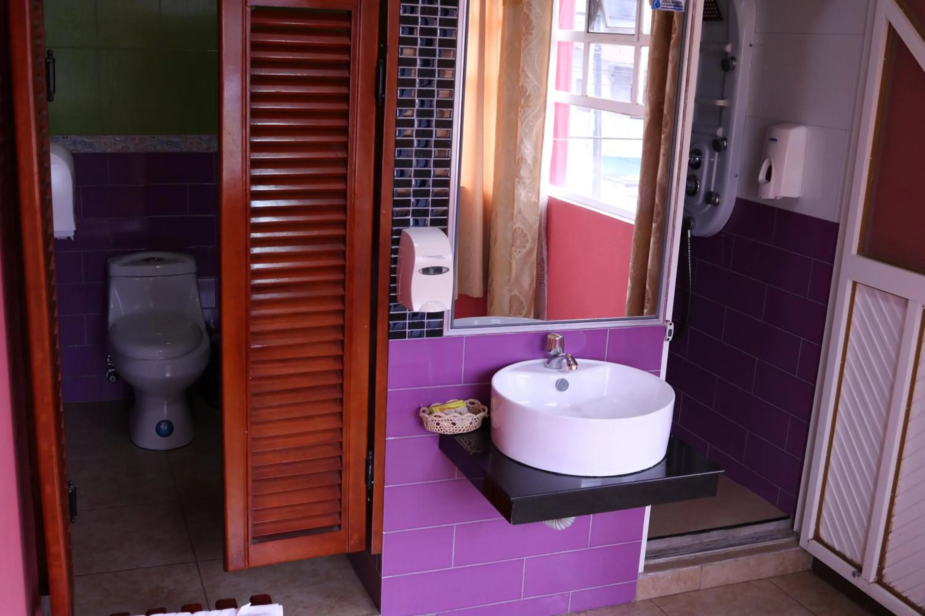 Bathroom in Hotel Platinum Class