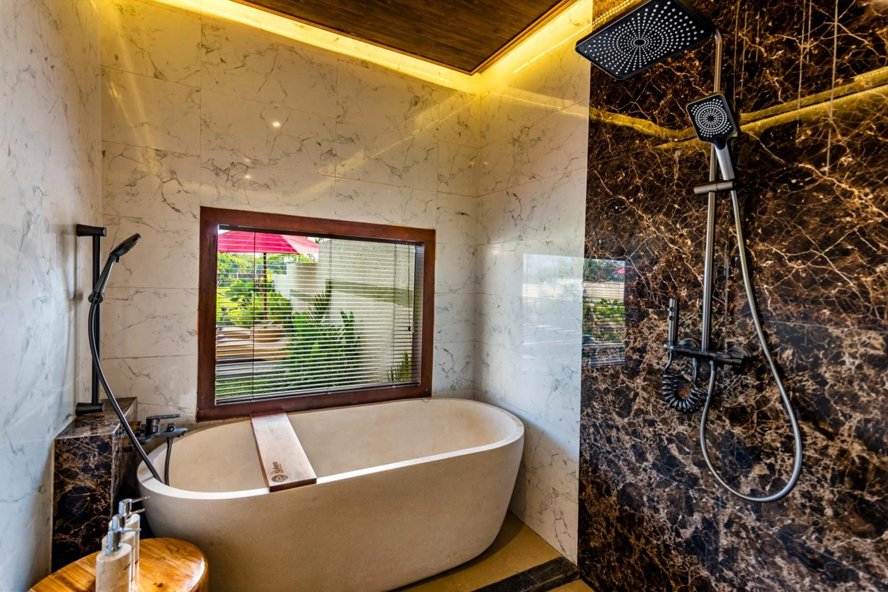 Shower in Akshaya Resort Ubud by Dhananjaya Hospitality