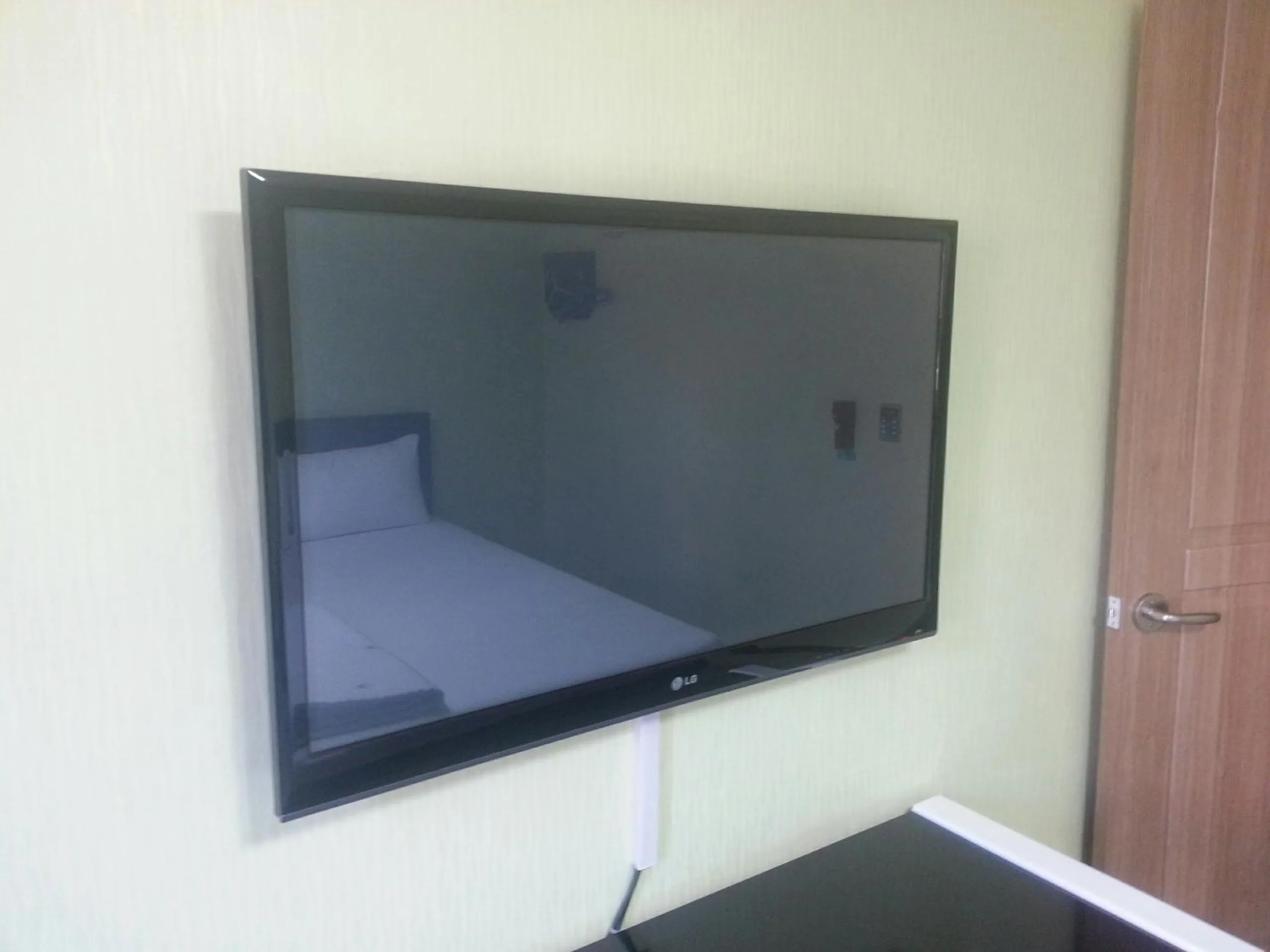 TV and multimedia in Hansol Hotel