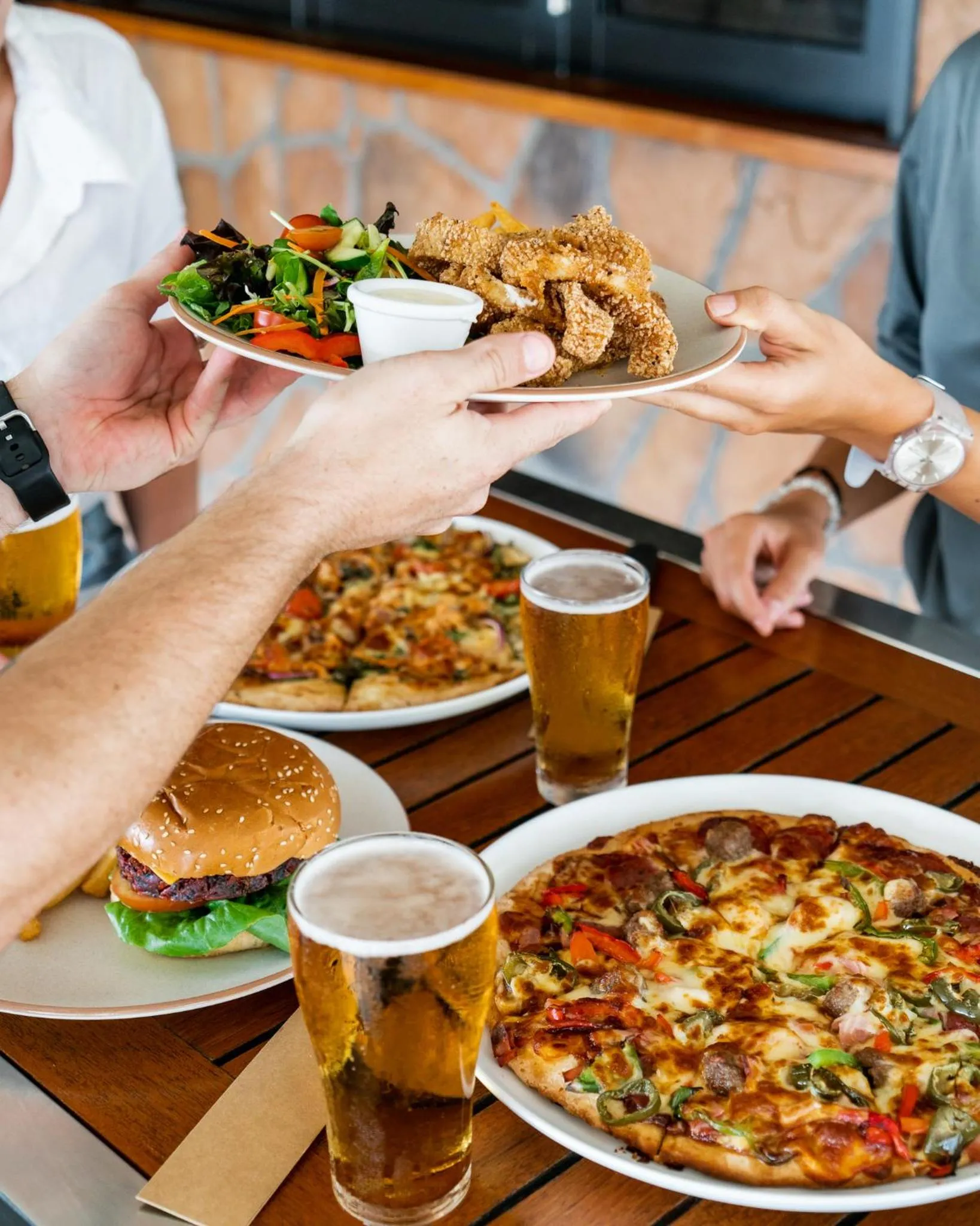 Food and drinks in Capella Hotel Motel