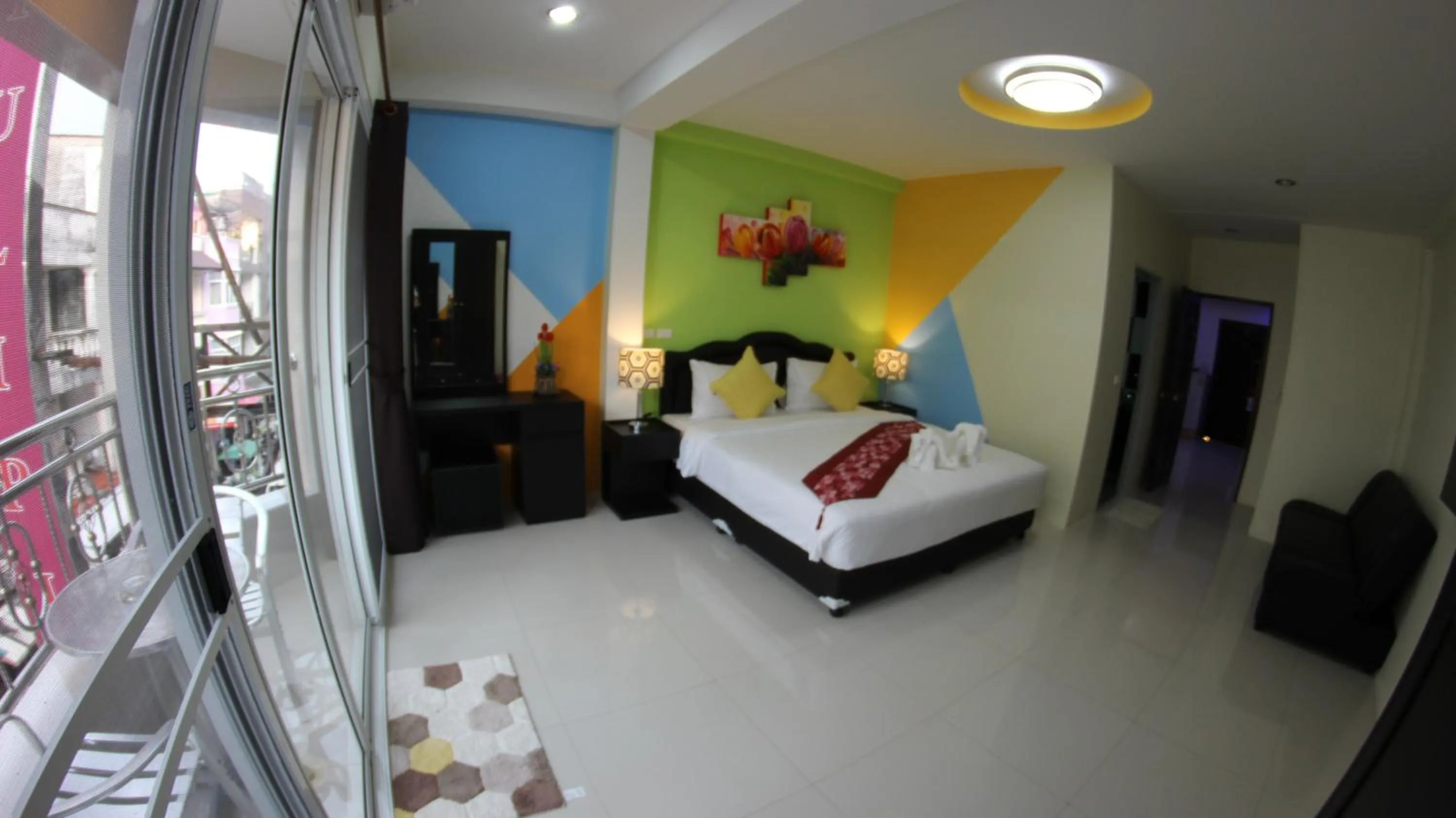 Other, Bed in Tulip Inn