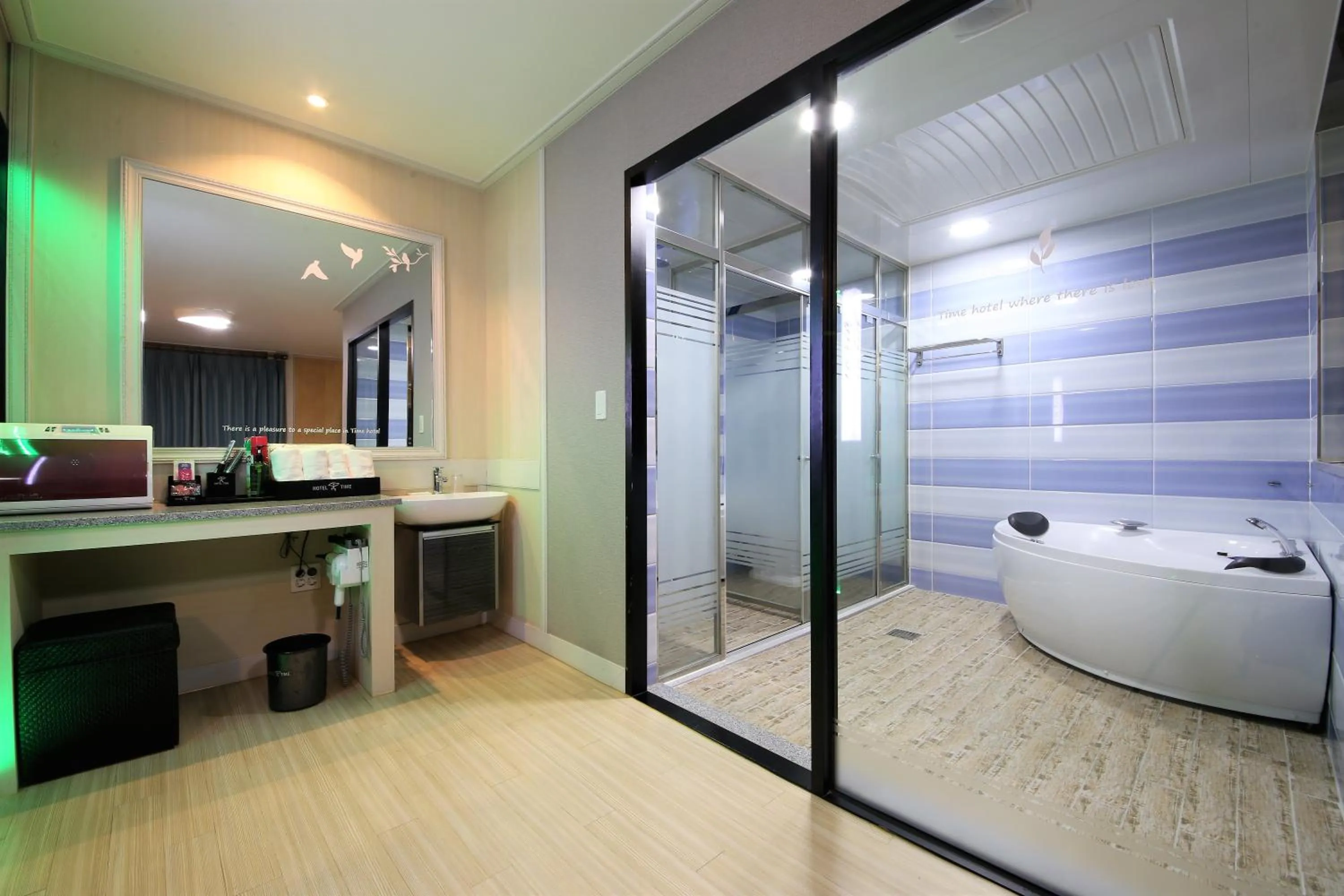 Bathroom, Bed in Time Hotel