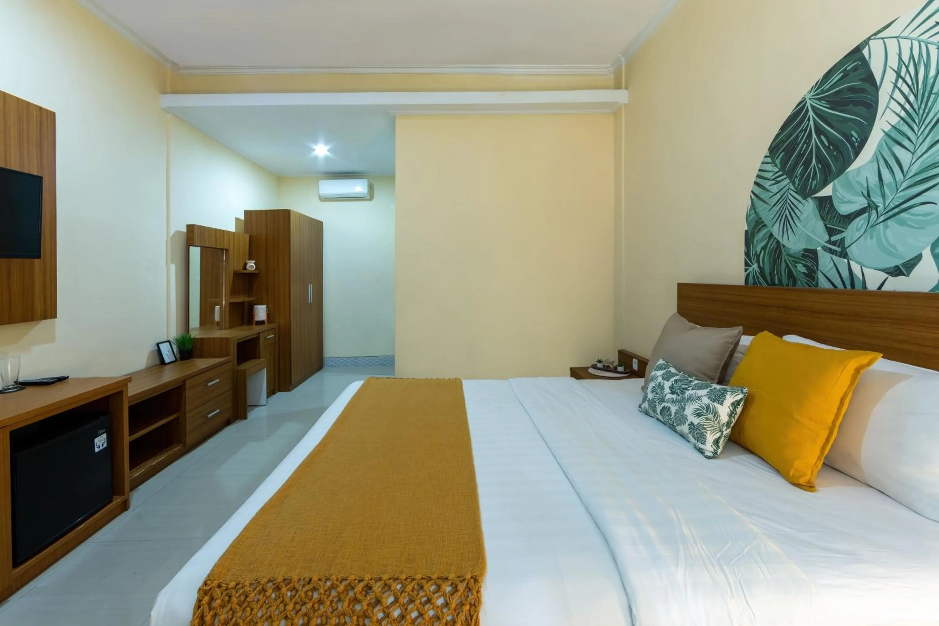 Bed in Cove Raddeyapa