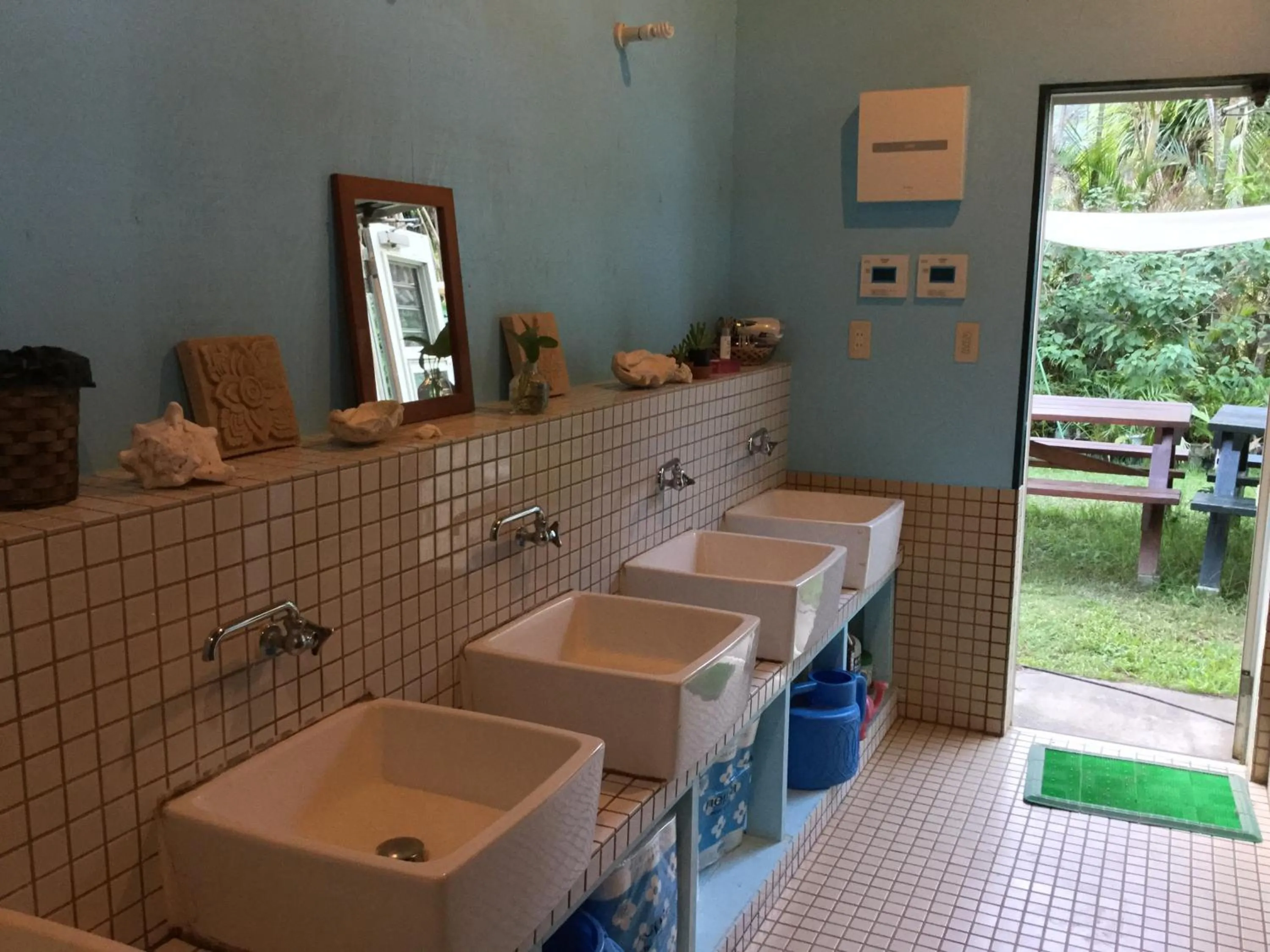 Toilet in Shanti Bungalow