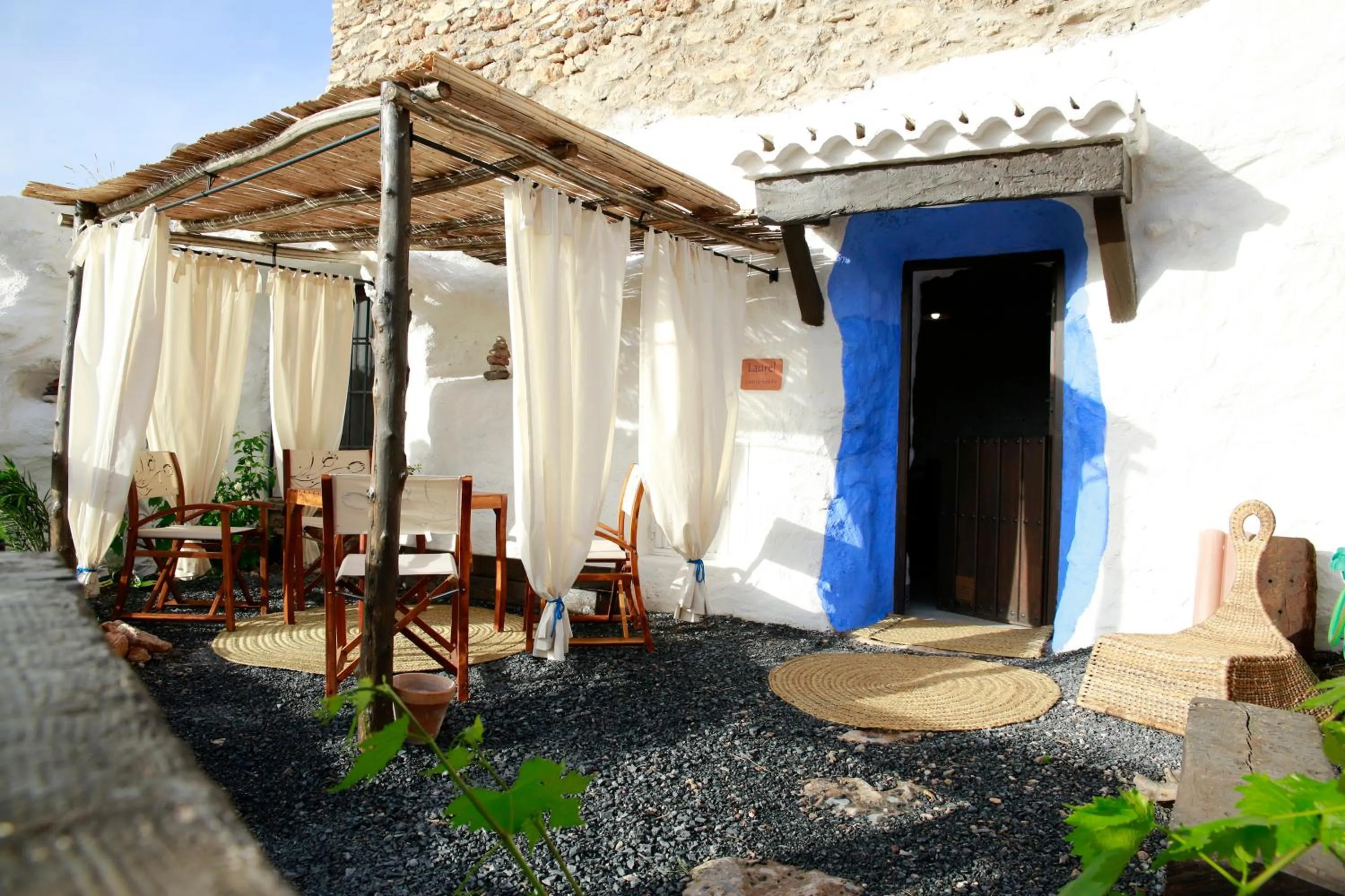 Facade/entrance in Balcones de Piedad