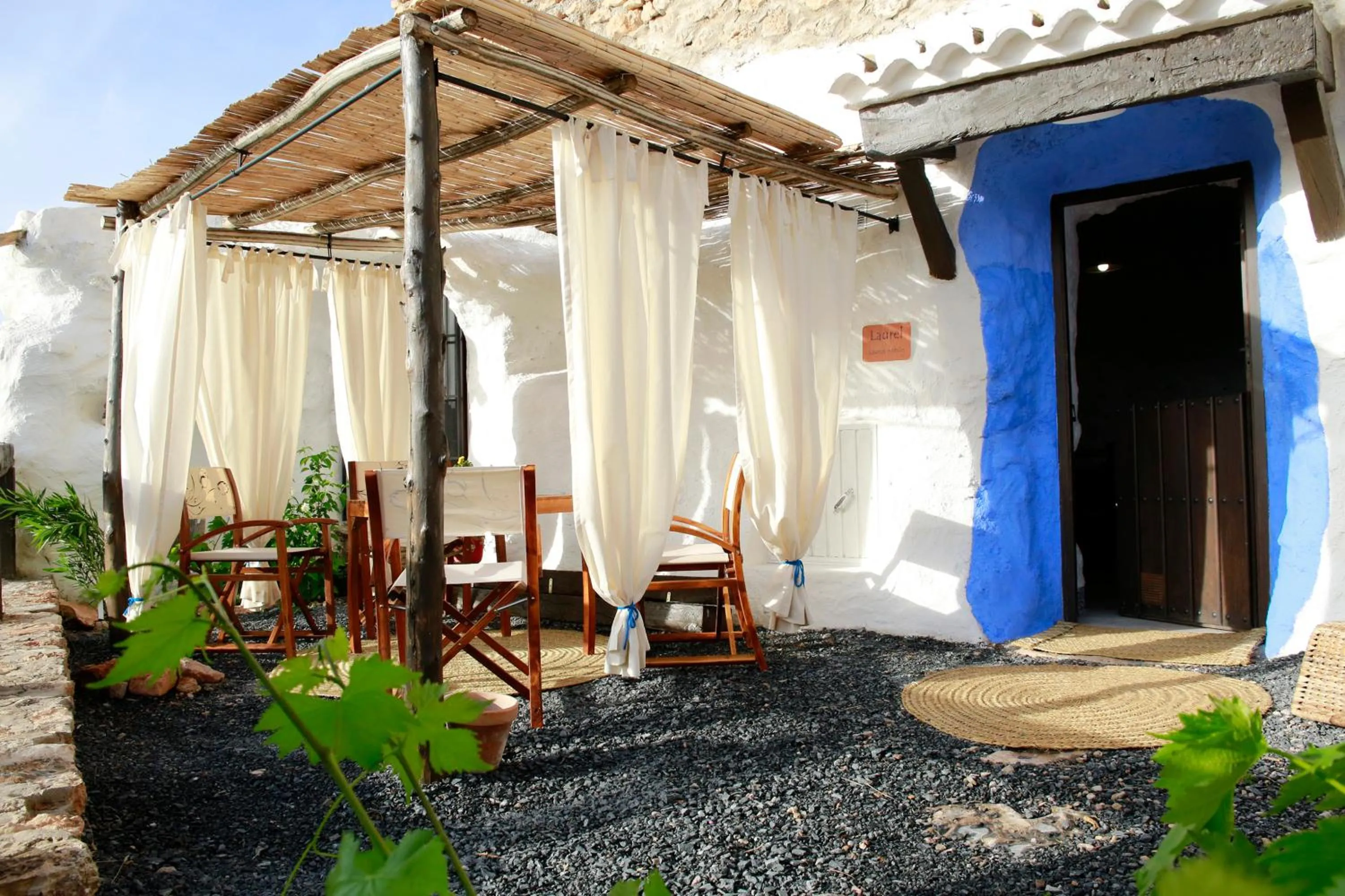Facade/entrance in Balcones de Piedad