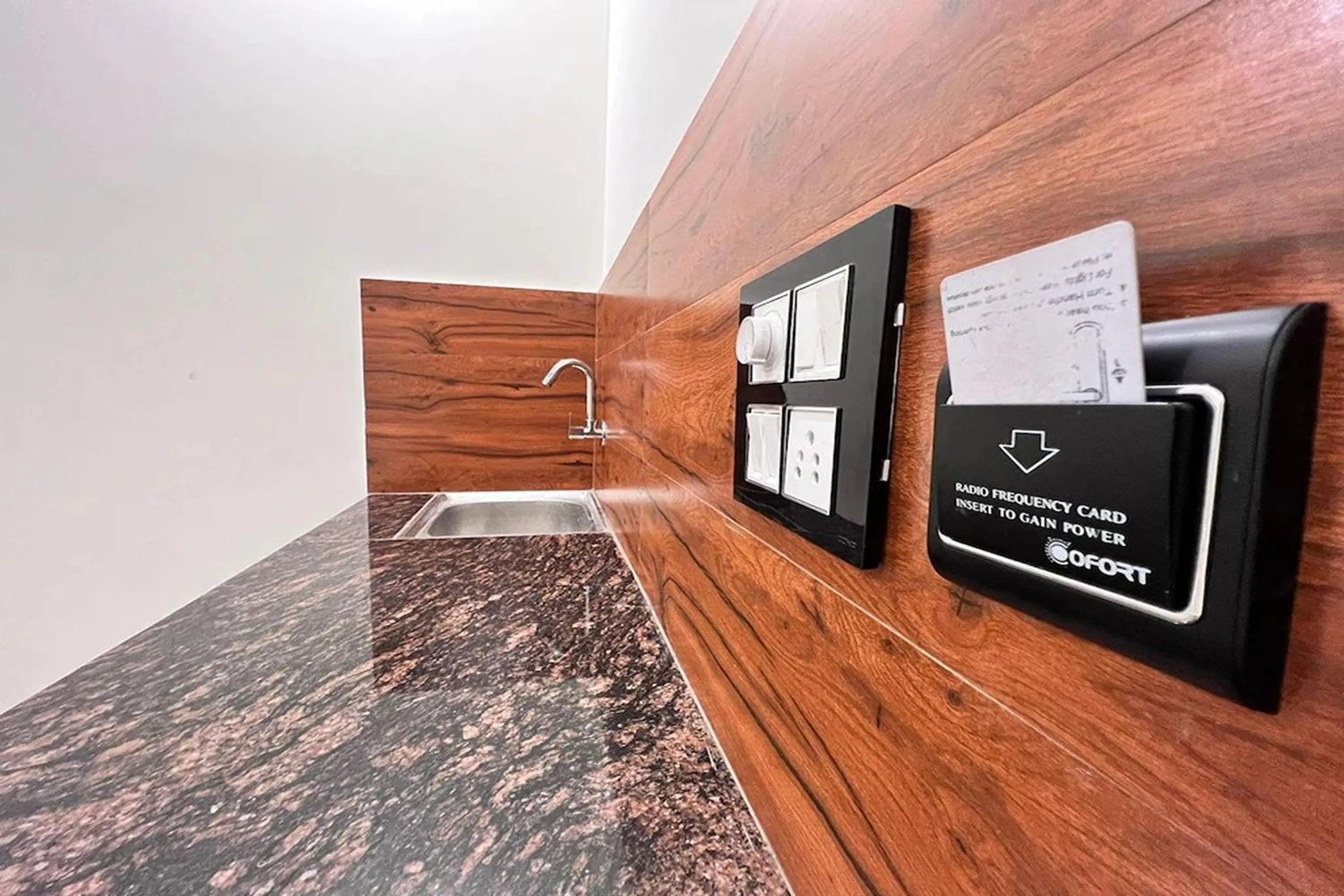 Area and facilities in HR Grand Hotel