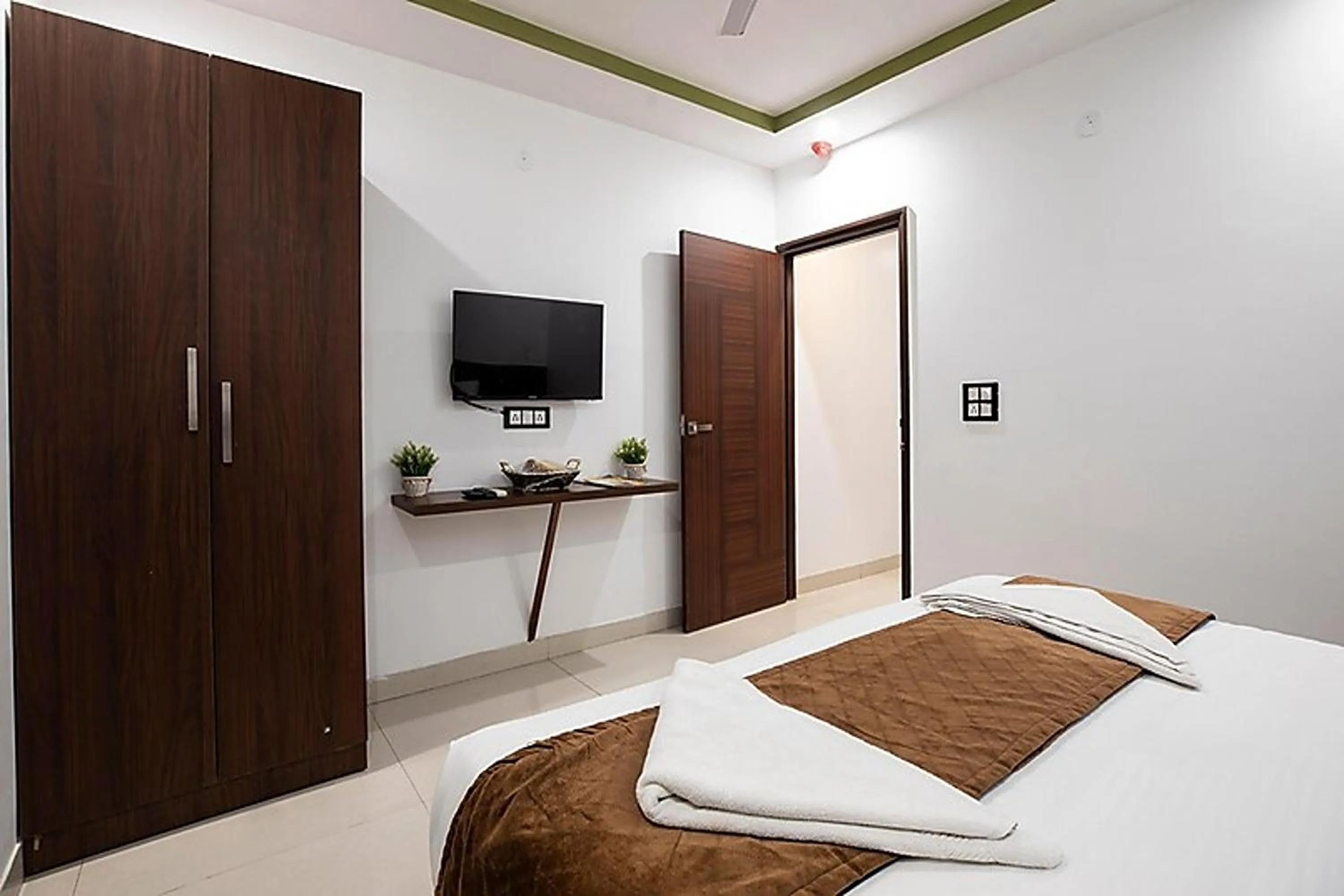 Bed in HR Grand Hotel