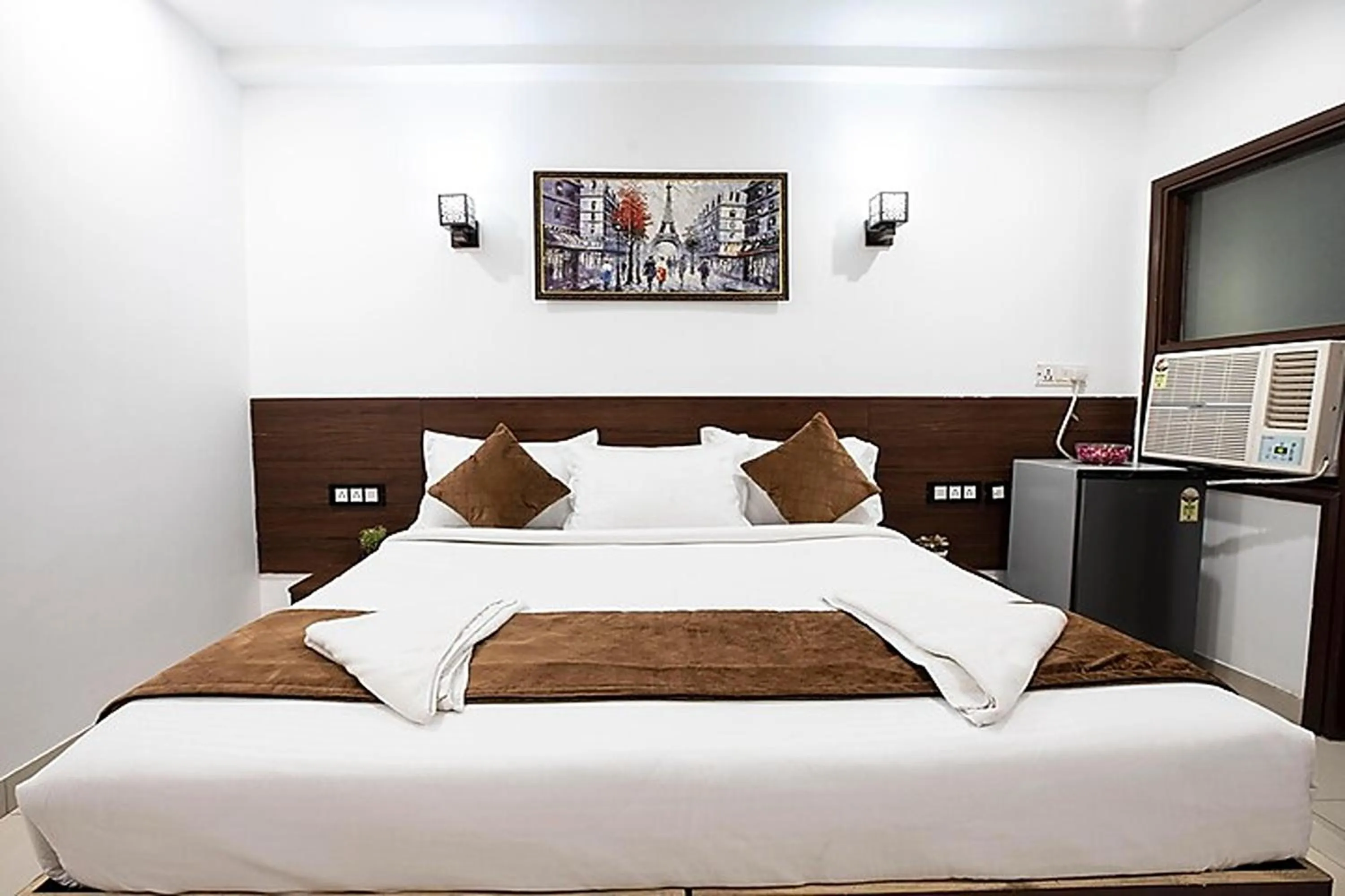 Bed in HR Grand Hotel