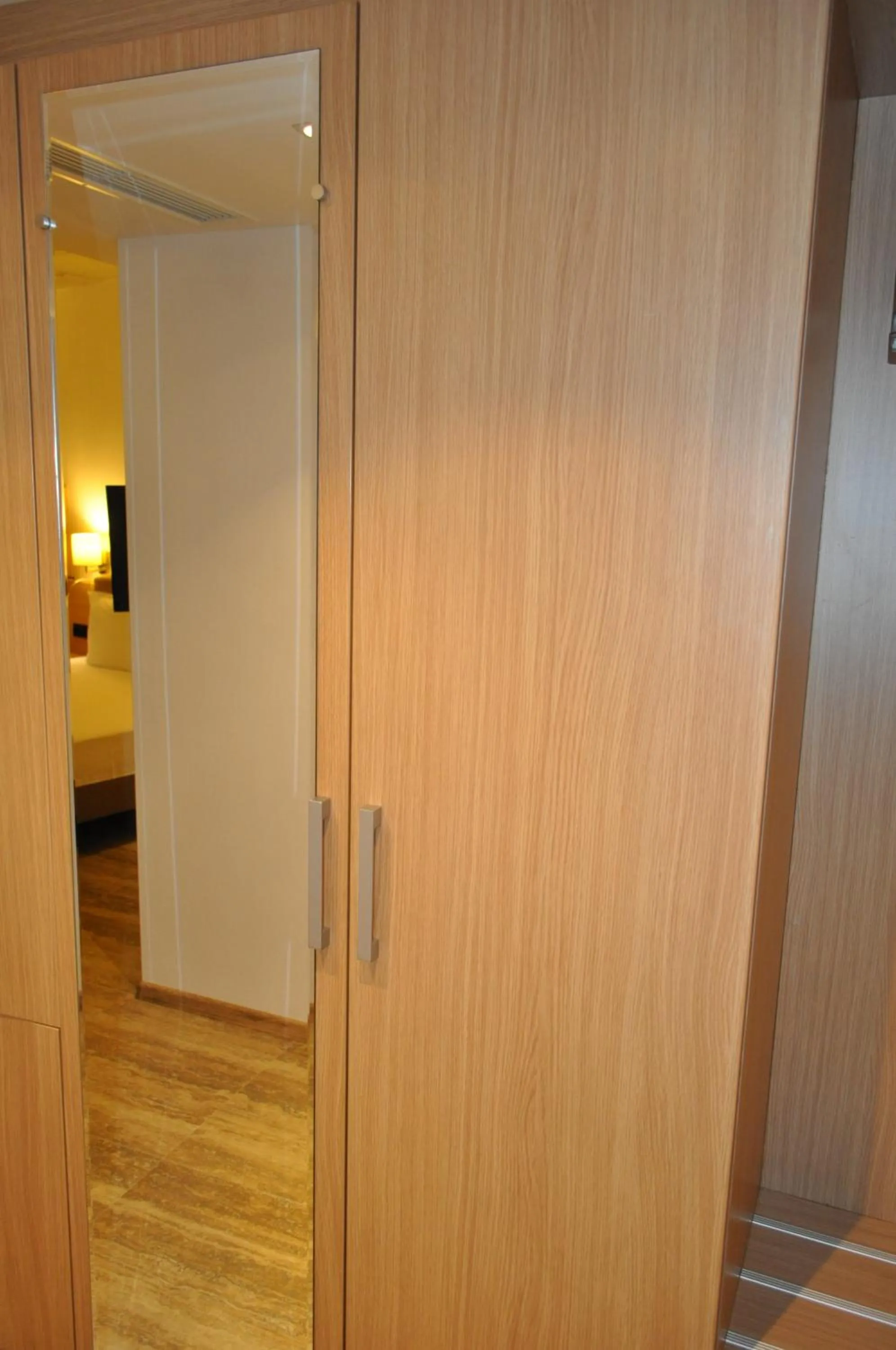 Coffee/tea facilities, Bed in Hotel Tyulenovo