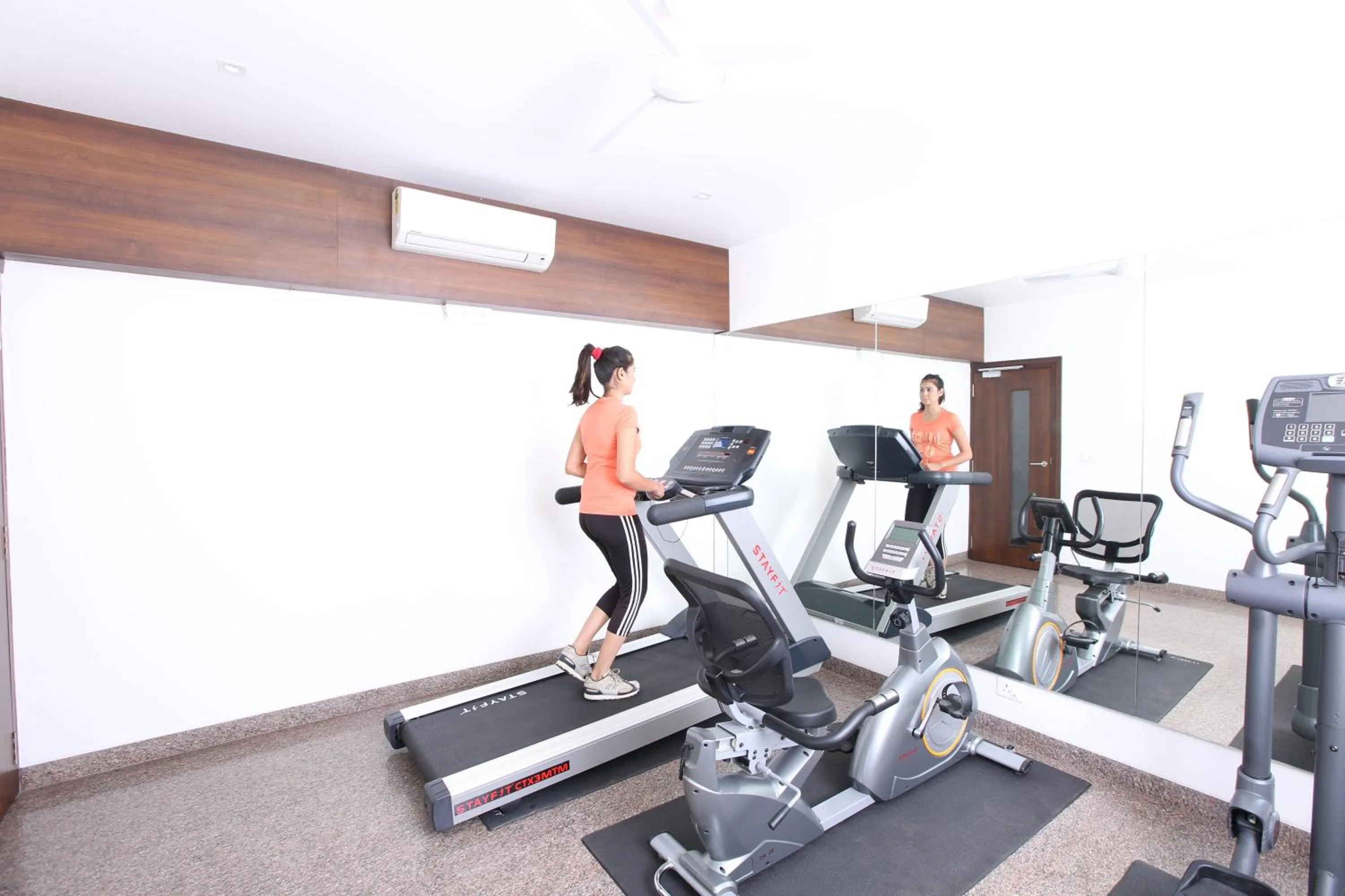 Fitness centre/facilities in Temple Tree Hotel