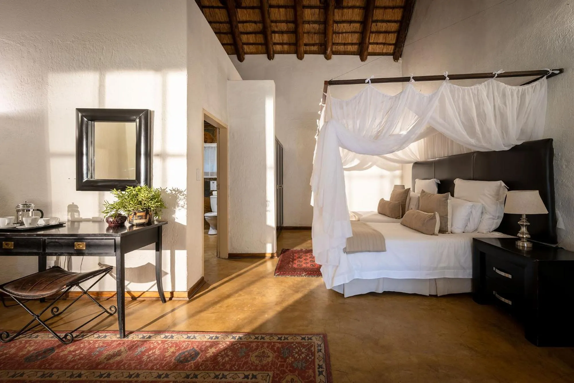 Bed in Karongwe- Shiduli Safari Lodge