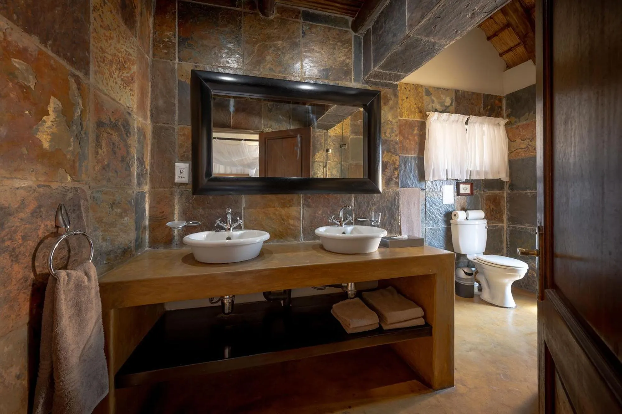 Bathroom in Karongwe- Shiduli Safari Lodge