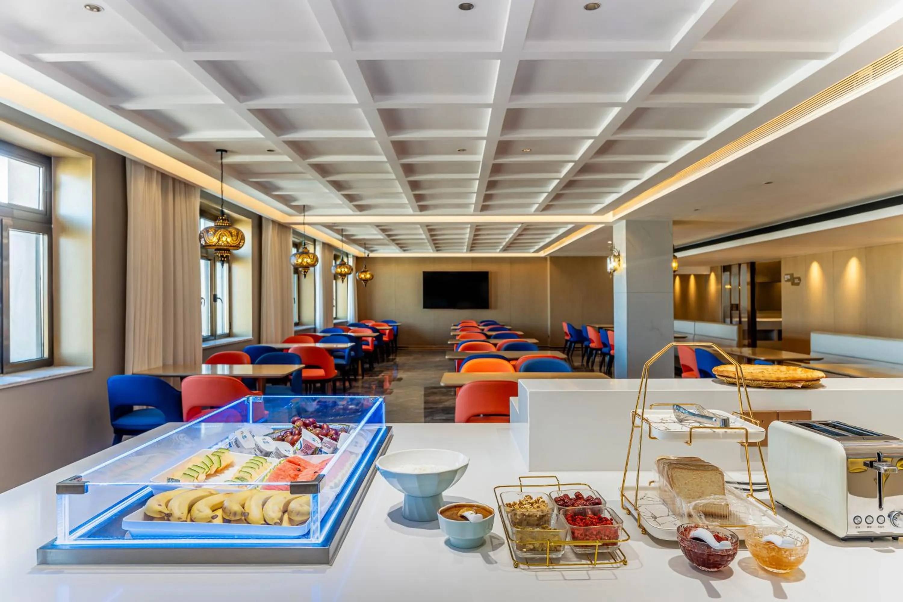 Food in Holiday Inn Express Kashgar Downtown by IHG