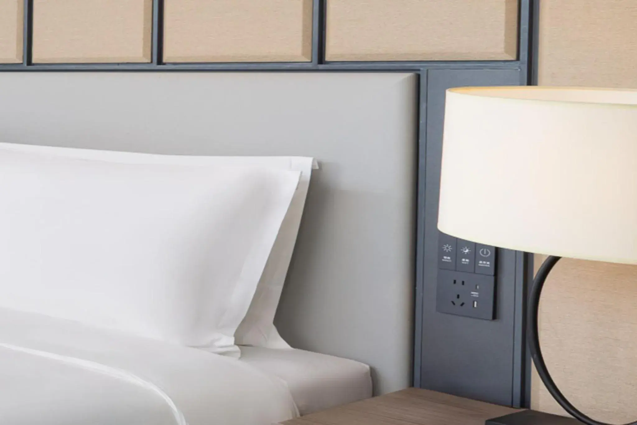 Standard Double Room with Two Double Beds in Holiday Inn Shanghai Minhang Center by IHG Standard Double Room with Two Double Beds in Holiday Inn Shanghai Minhang Center by IHG