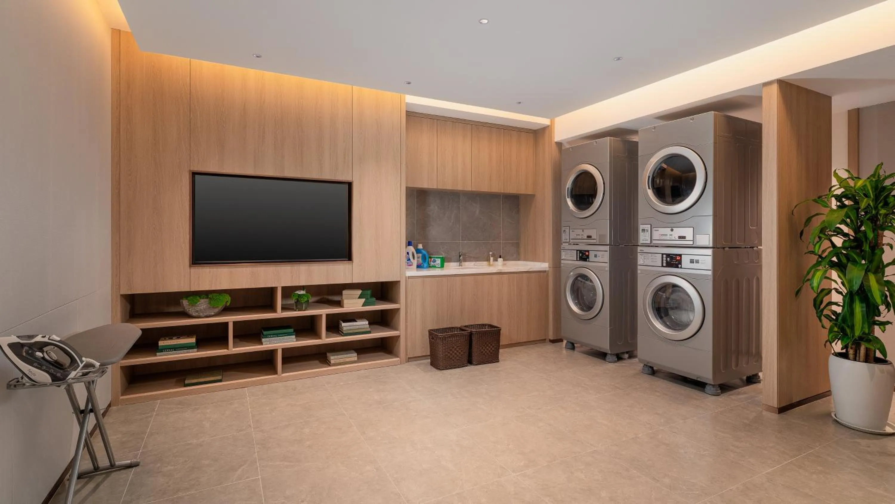 Lobby or reception in Holiday Inn Jinan Thousand Buddha Mountain by IHG