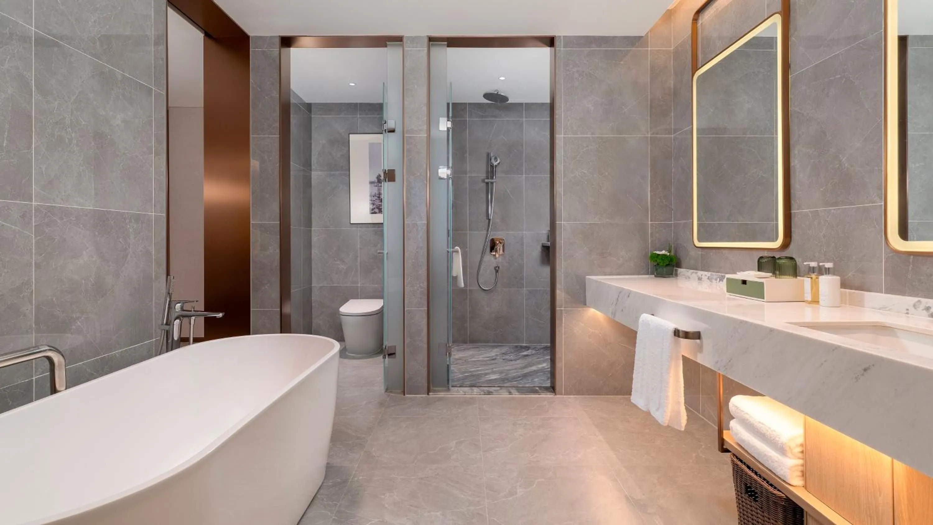 Photo of the whole room in Holiday Inn Jinan Thousand Buddha Mountain by IHG