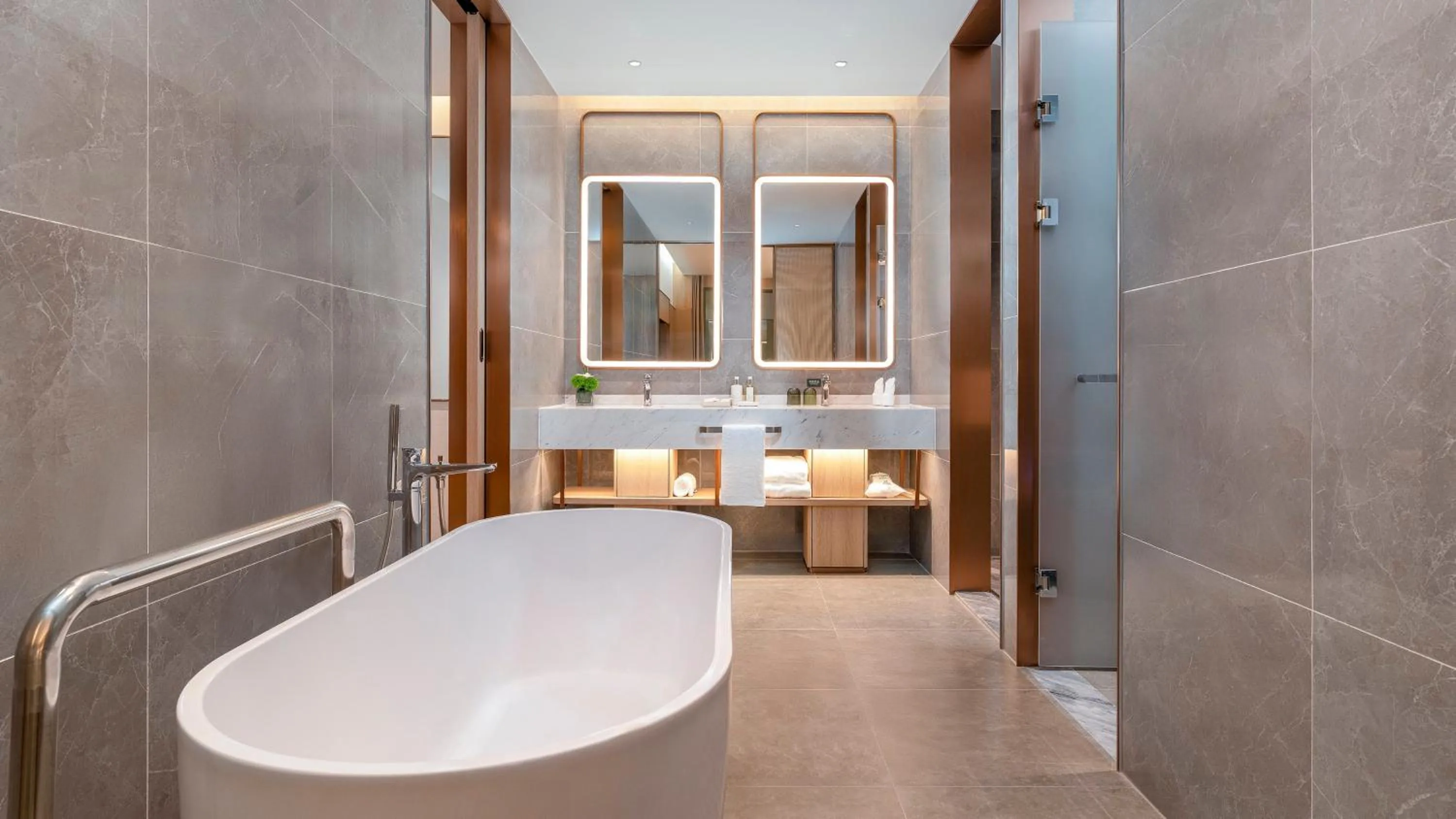 Photo of the whole room in Holiday Inn Jinan Thousand Buddha Mountain by IHG