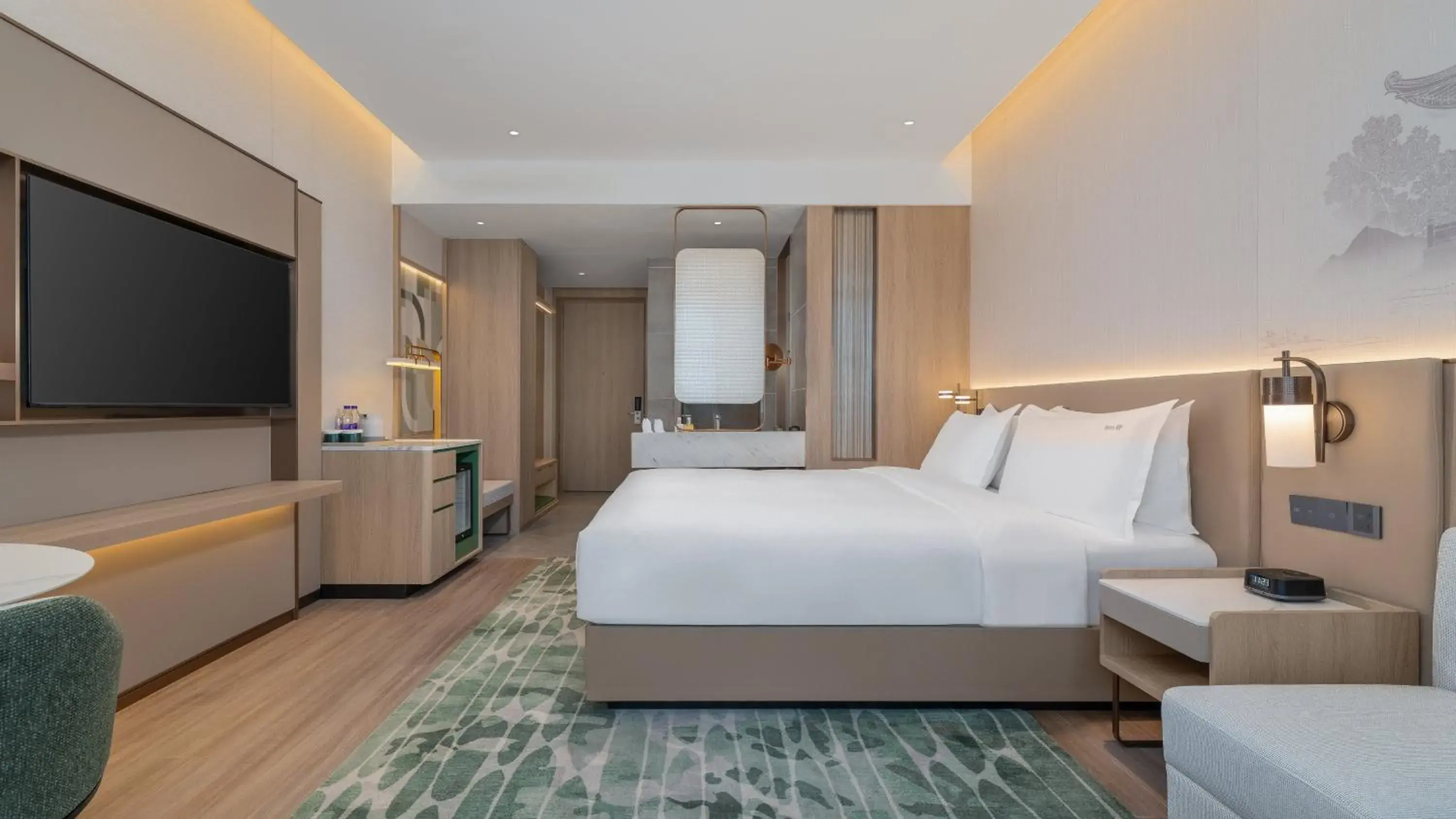 Standard King Room in Holiday Inn Jinan Thousand Buddha Mountain by IHG Standard King Room in Holiday Inn Jinan Thousand Buddha Mountain by IHG