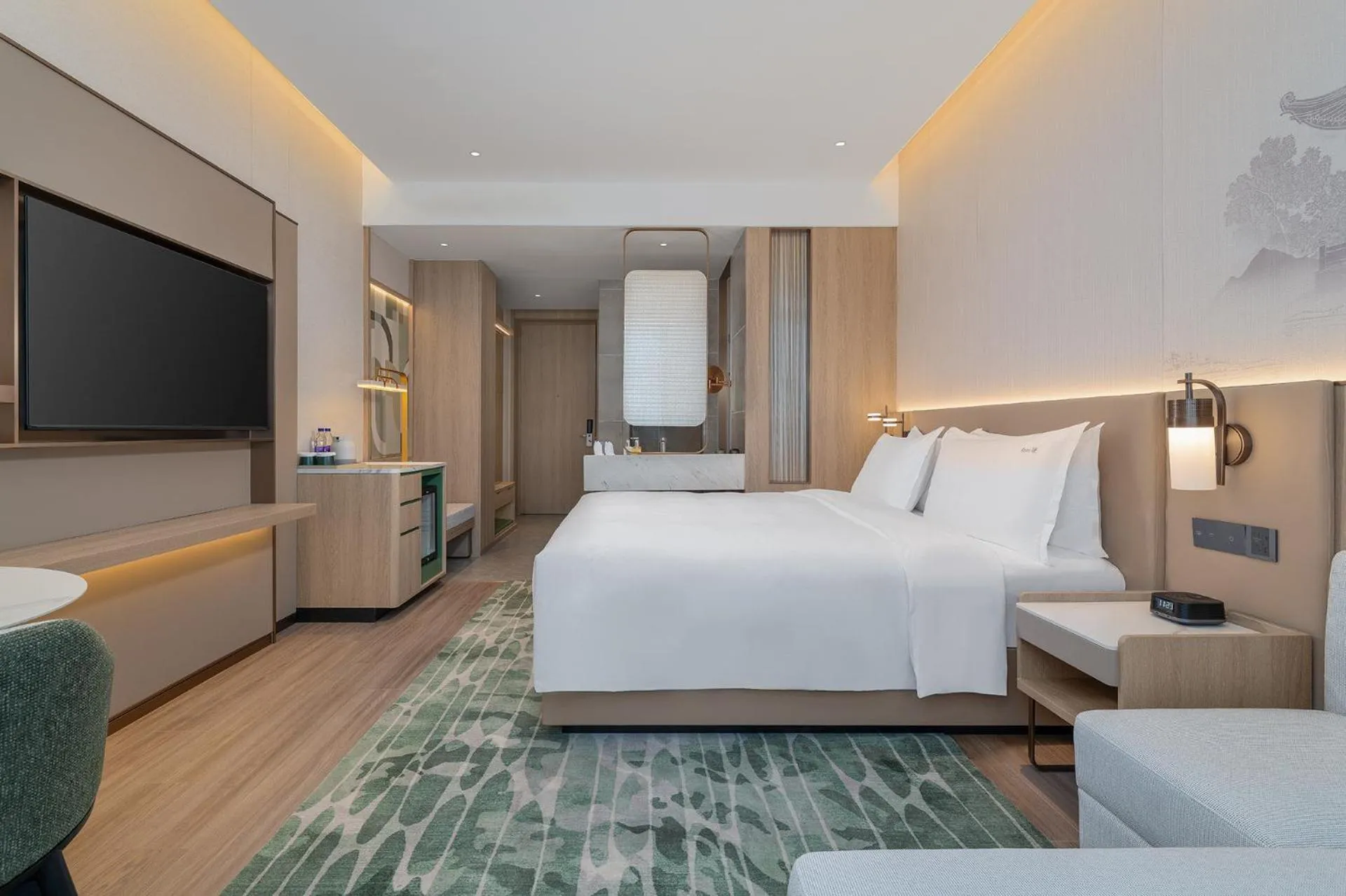 Photo of the whole room, Bed in Holiday Inn Jinan Thousand Buddha Mountain by IHG