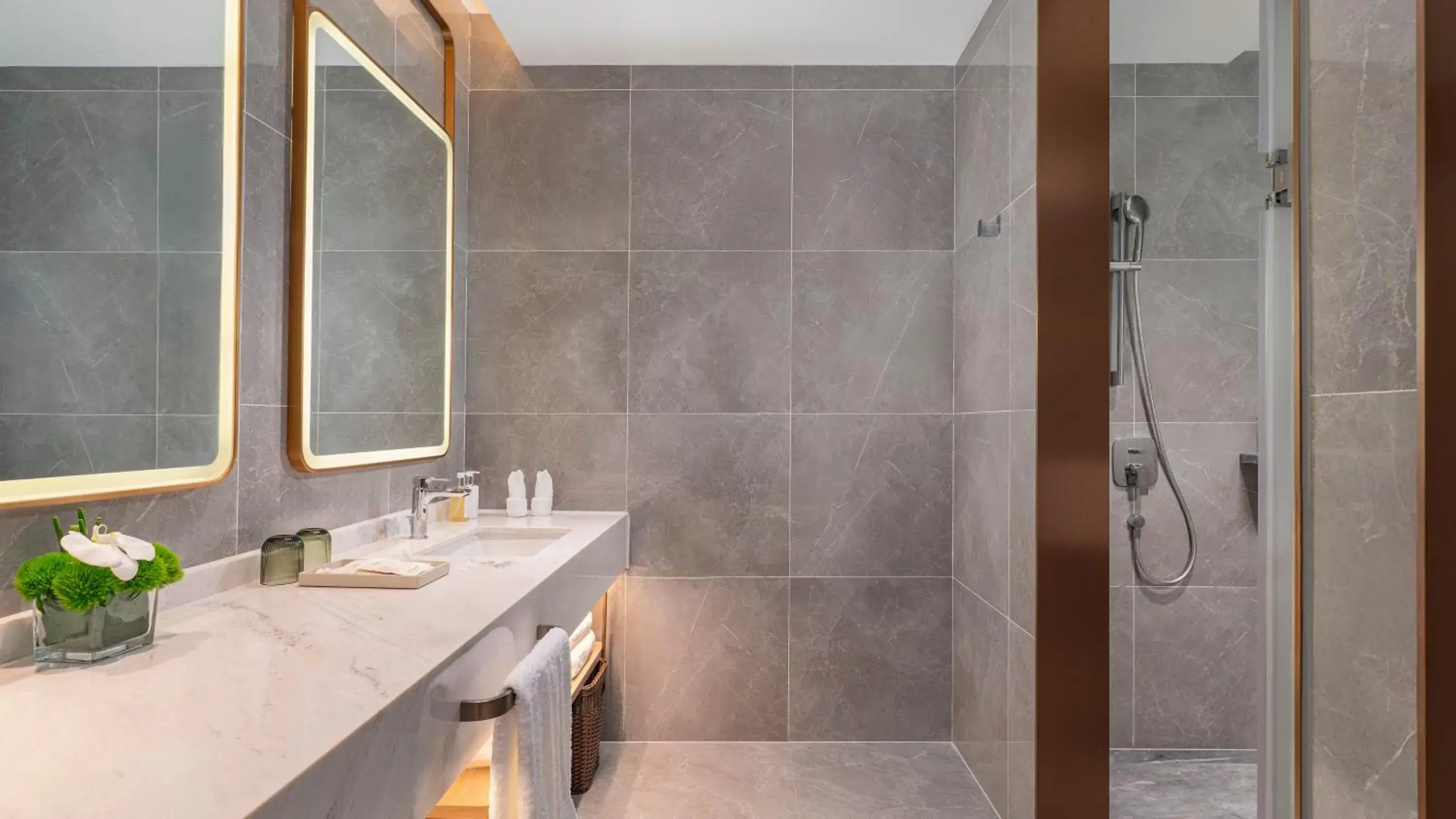 Premium Room in Holiday Inn Jinan Thousand Buddha Mountain by IHG Premium Room in Holiday Inn Jinan Thousand Buddha Mountain by IHG